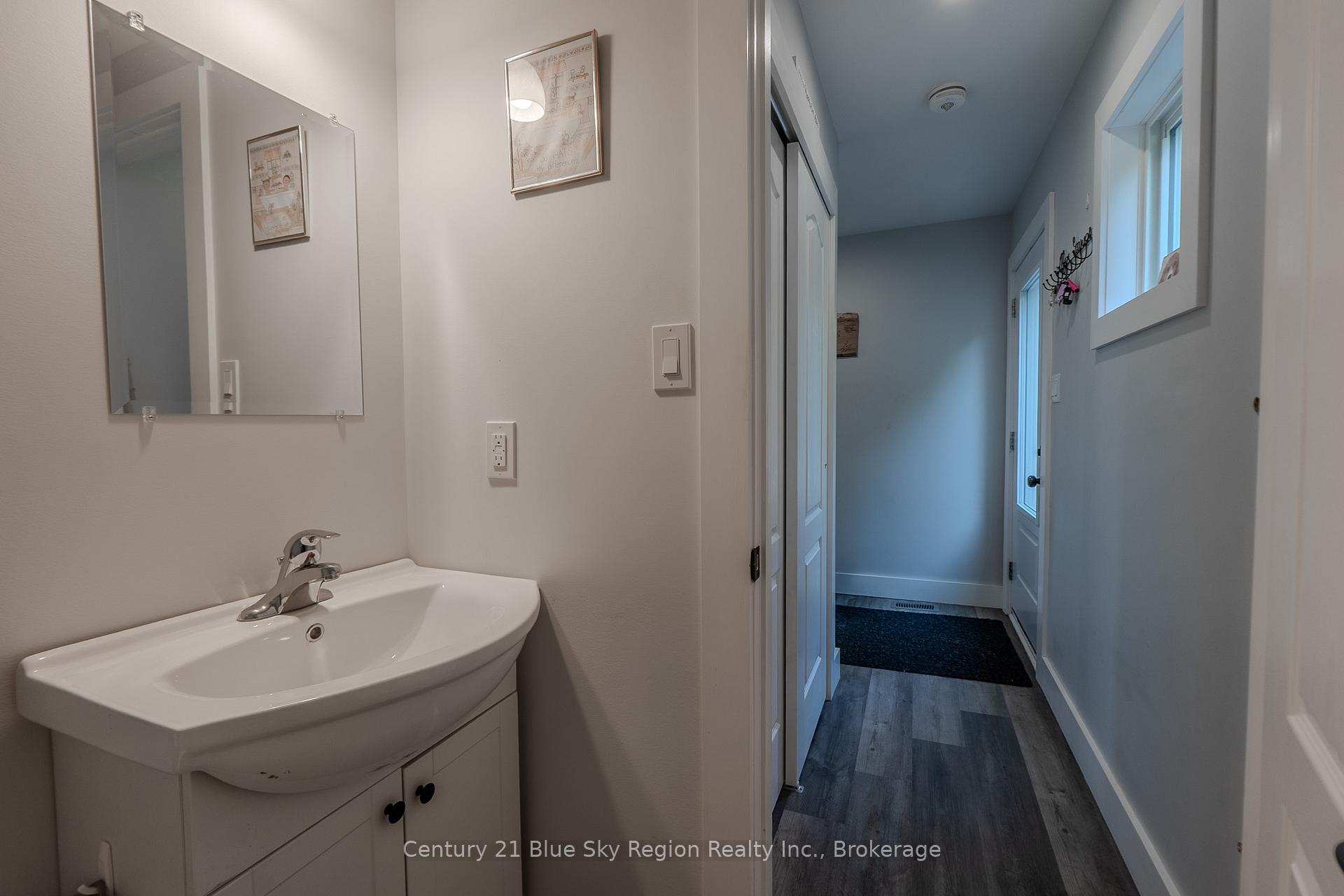 Photo 9 of 360 Spetz Avenue, Powassan — HOMEH