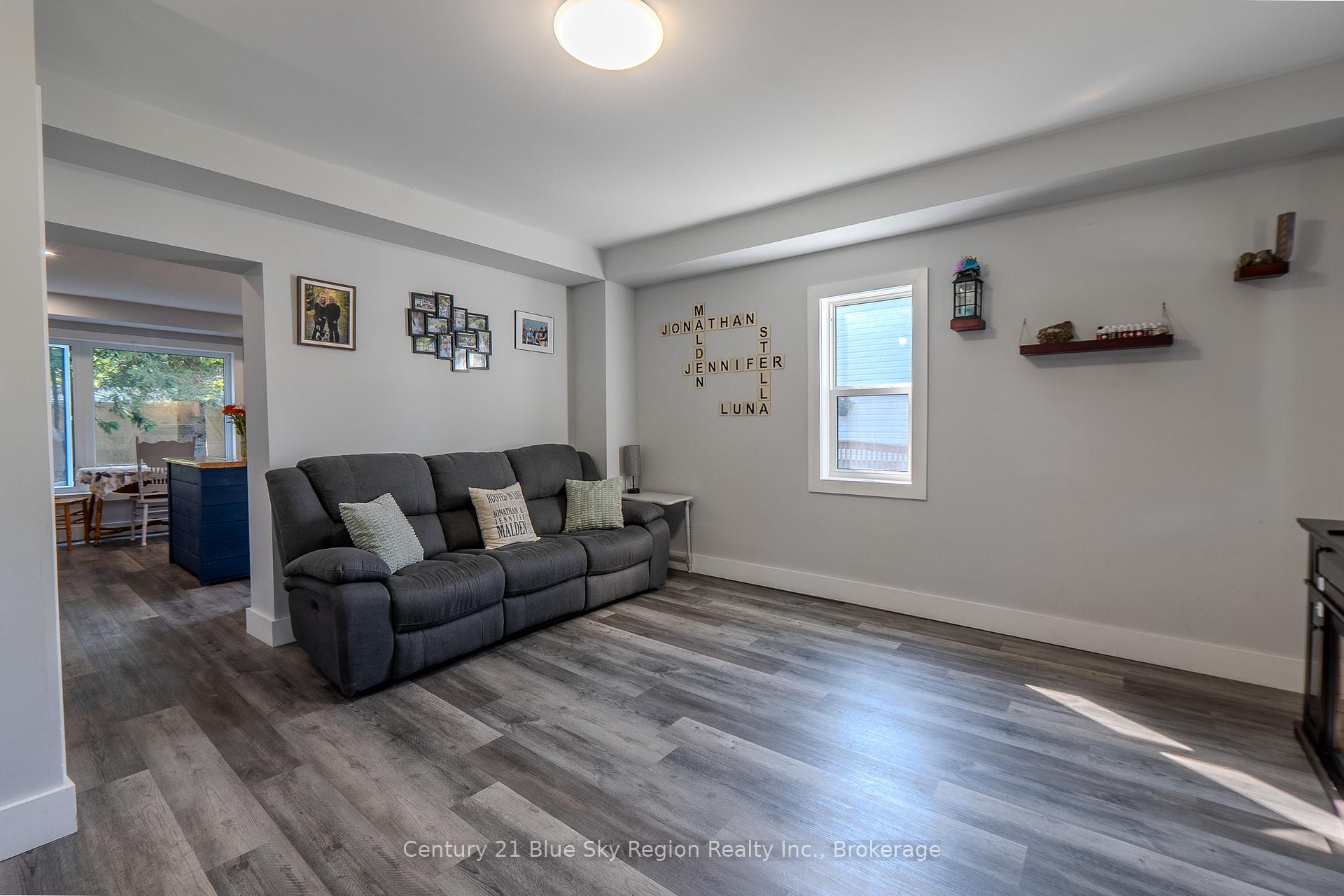 Photo 15 of 360 Spetz Avenue, Powassan — HOMEH