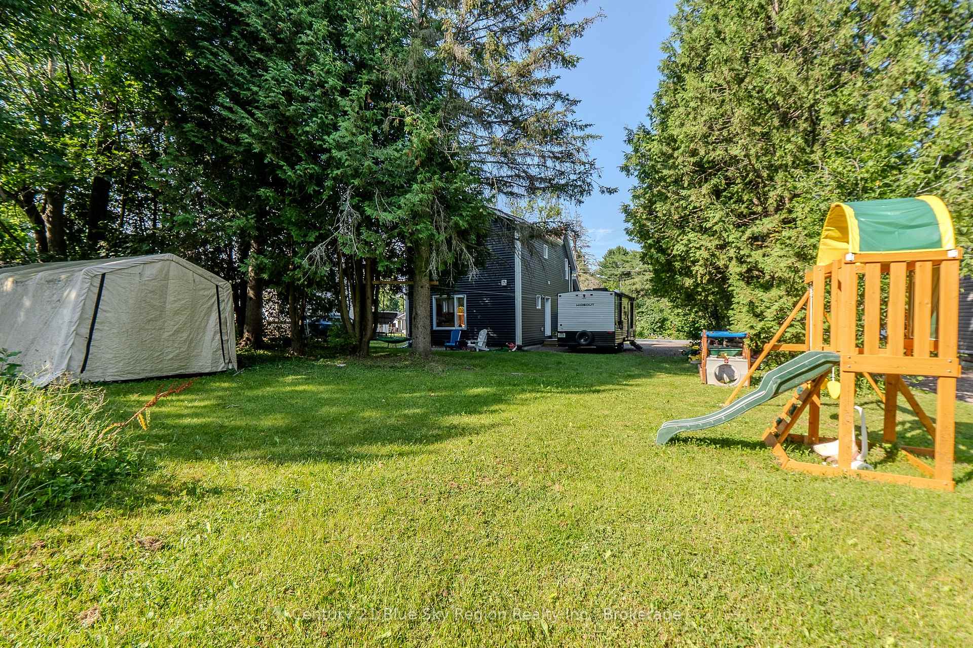 Photo 36 of 360 Spetz Avenue, Powassan — HOMEH