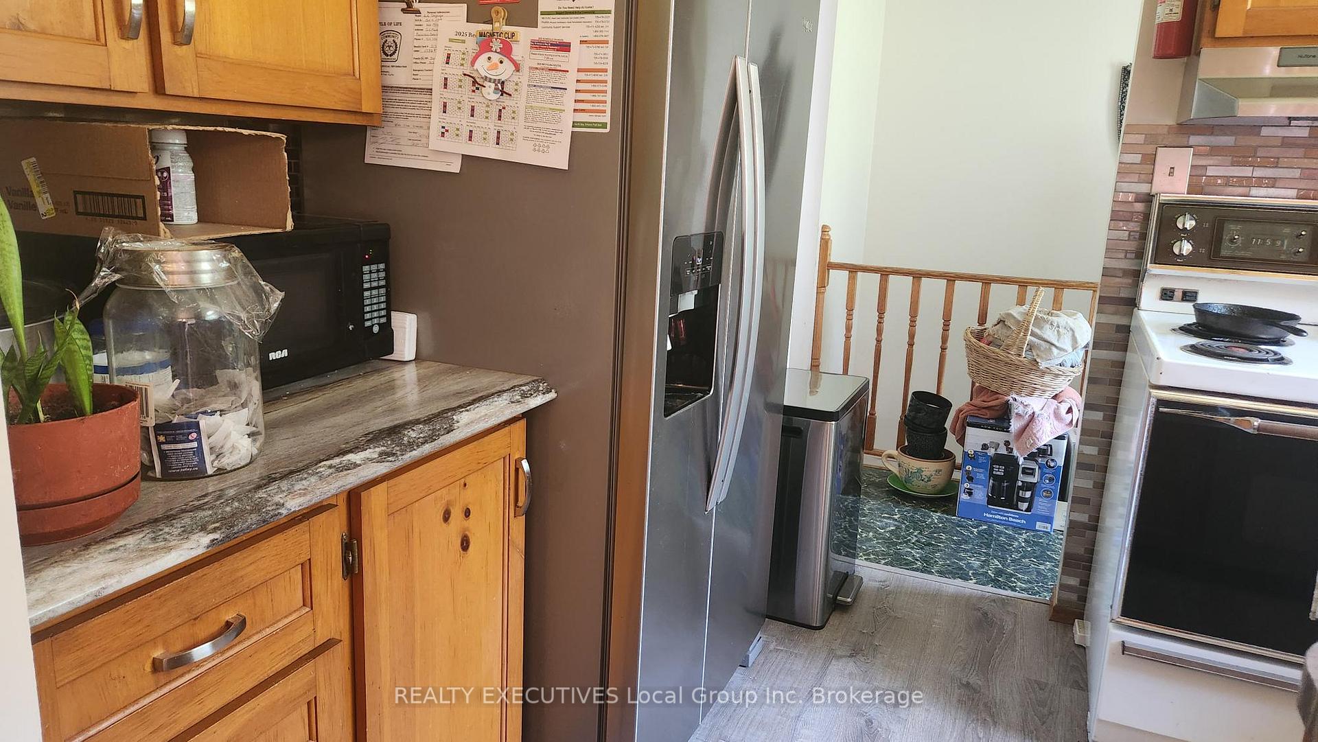 Photo 6 of 512 Maple Hill Road, Powassan — HOMEH