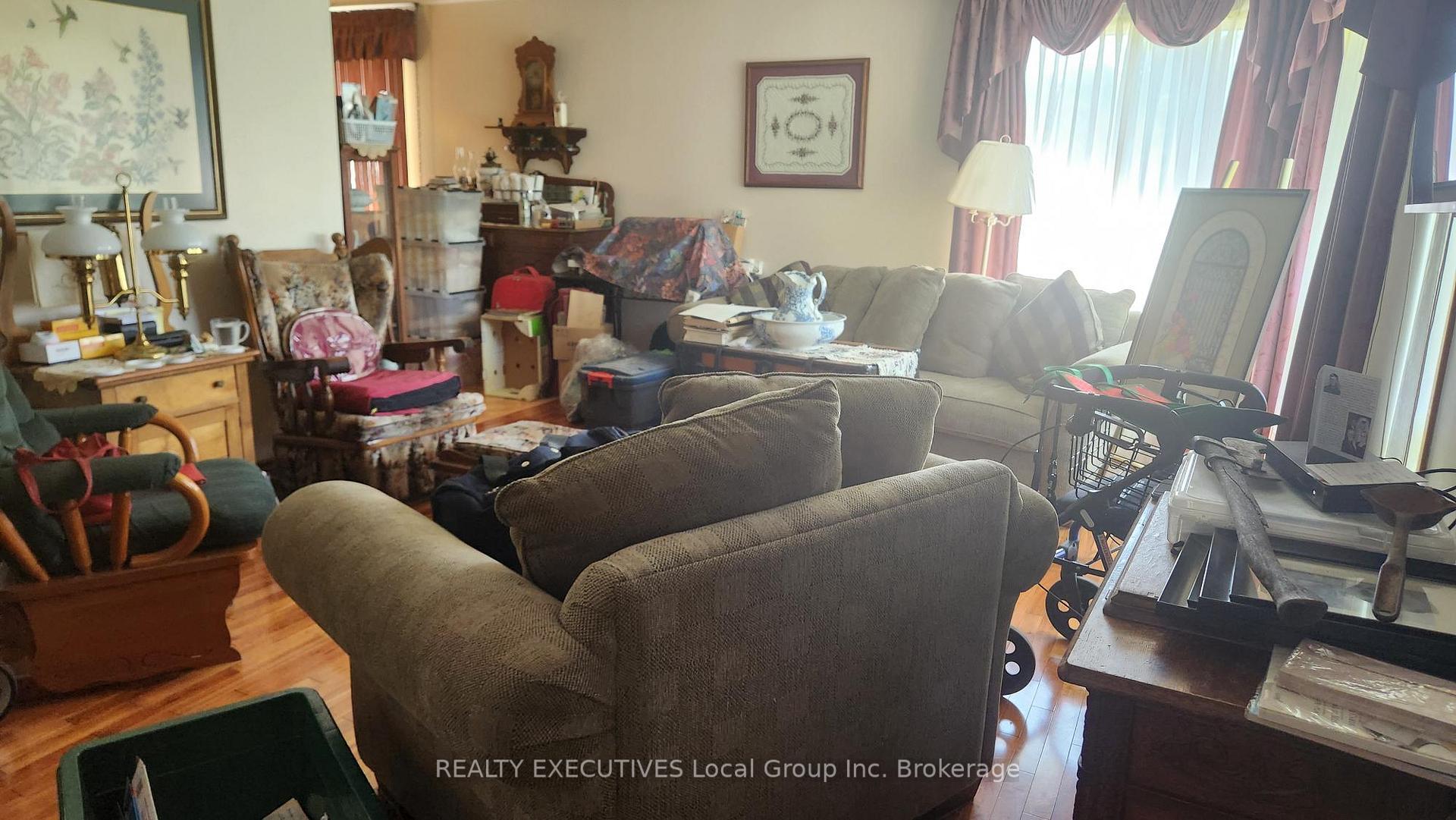 Photo 9 of 512 Maple Hill Road, Powassan — HOMEH