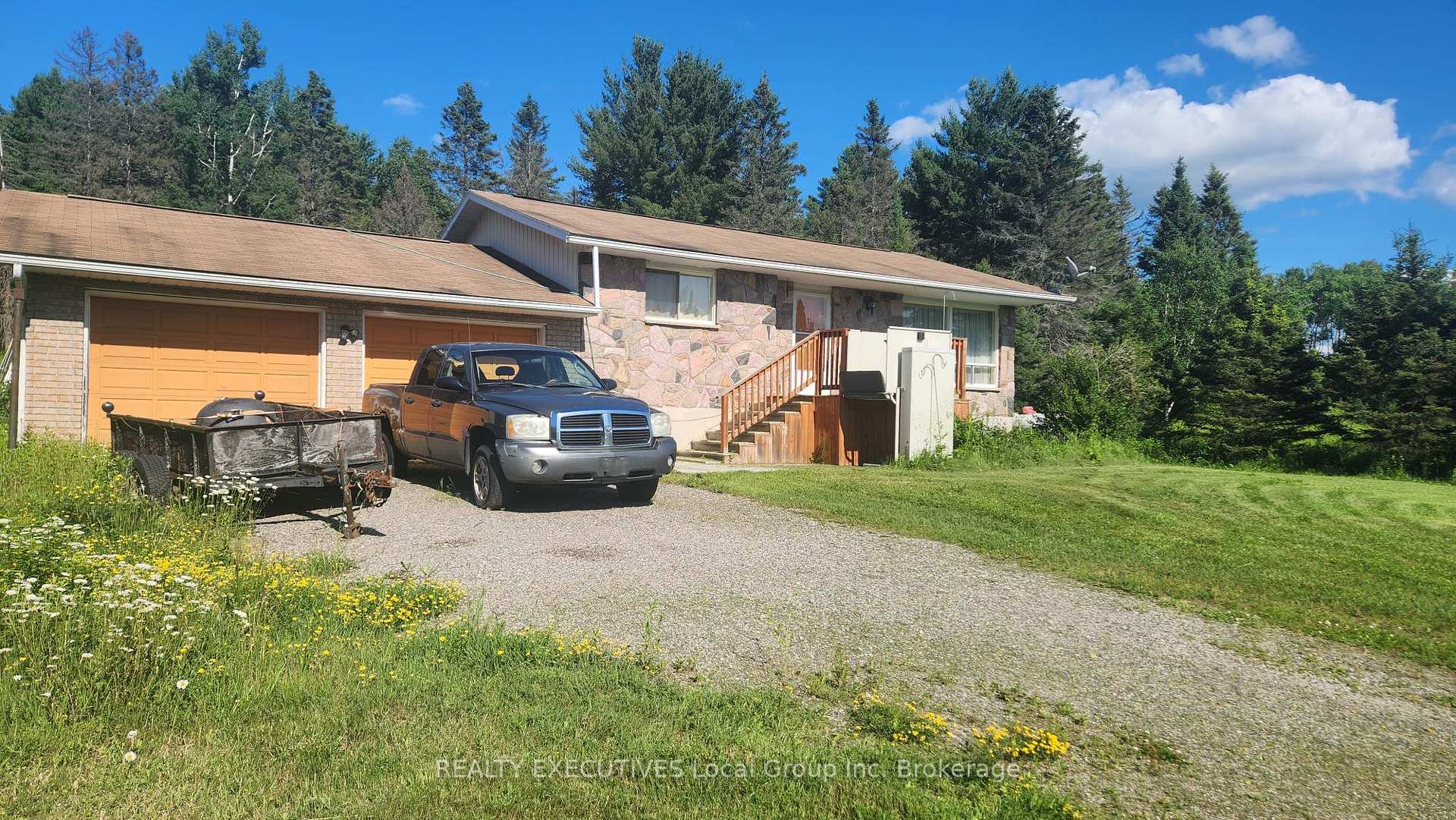 Photo 22 of 512 Maple Hill Road, Powassan — HOMEH
