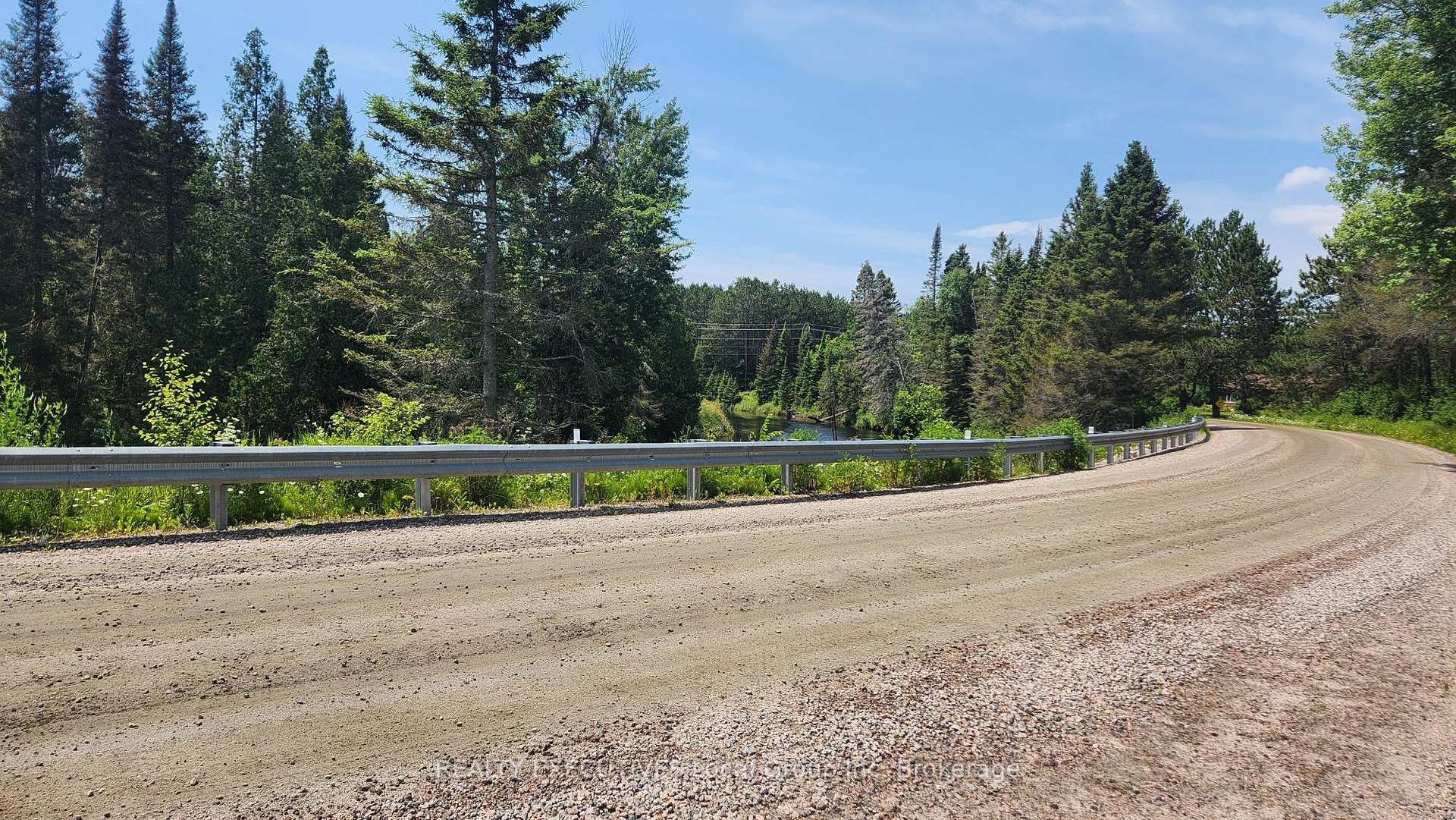 Photo 35 of 512 Maple Hill Road, Powassan — HOMEH