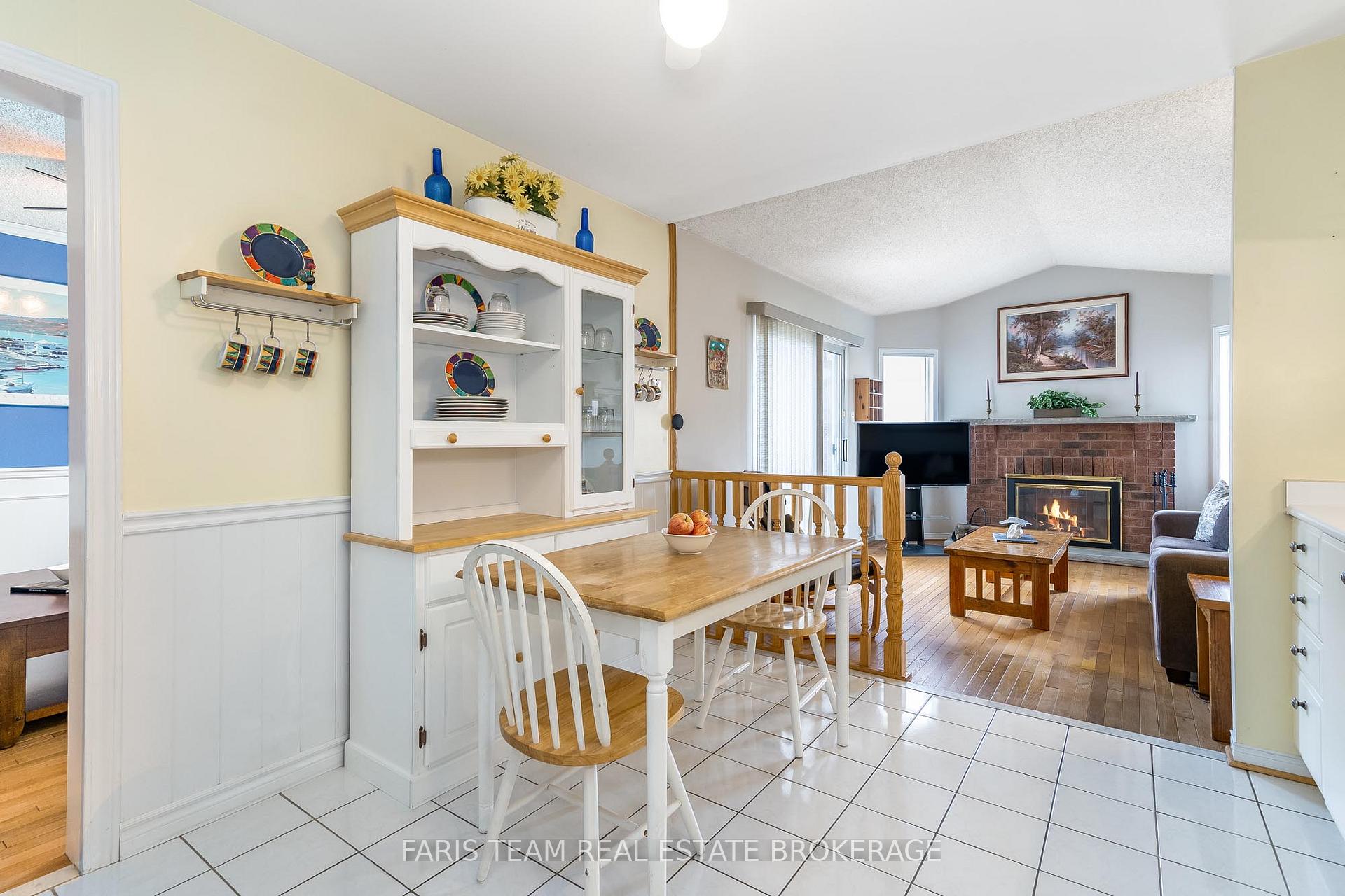 Photo 3 of 10 Ural Circle, Brampton, Sandringham-Wellington — HOMEH