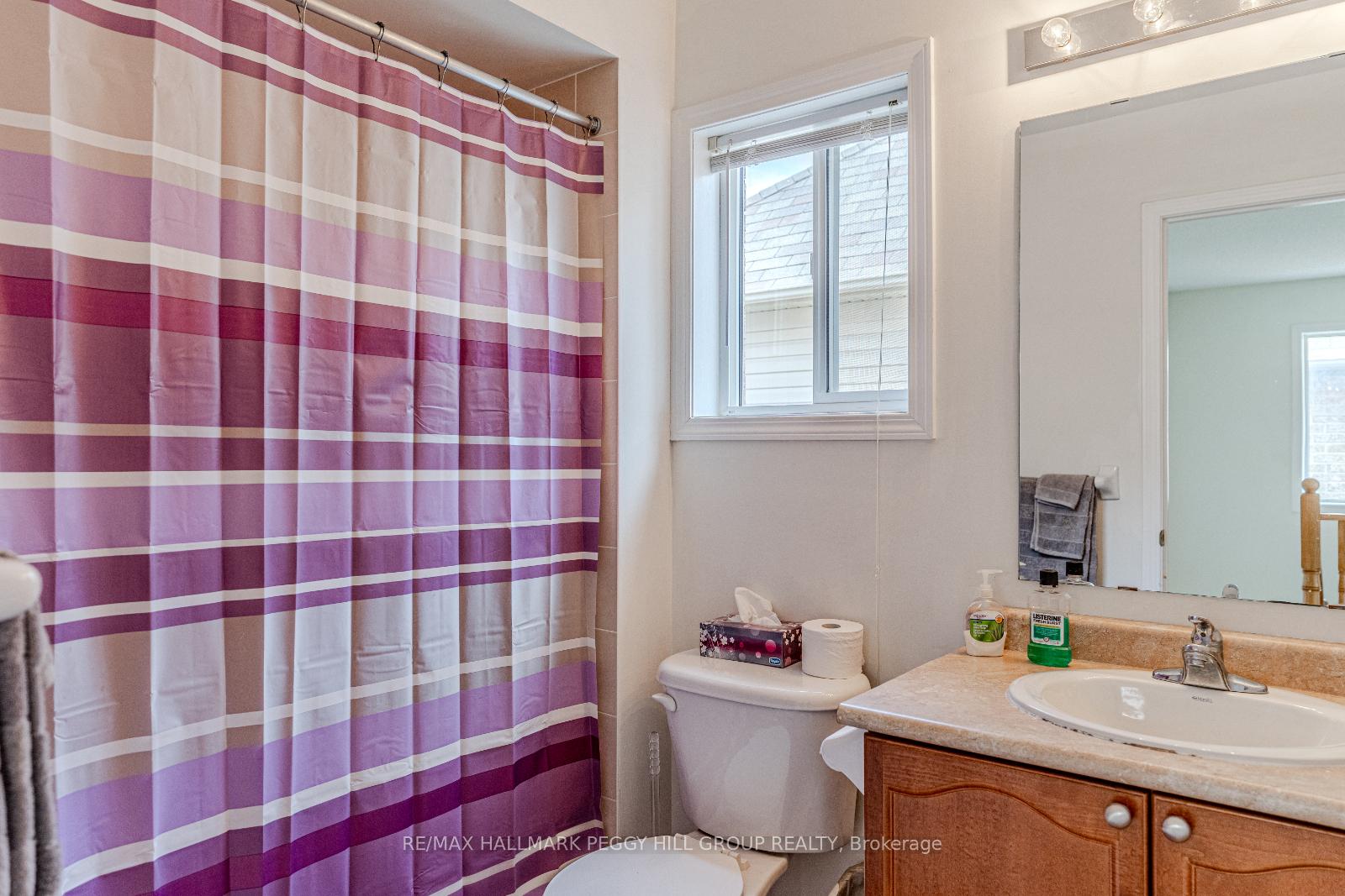 Photo 10 of 116 Empire Drive, Barrie, Innis-Shore — HOMEH