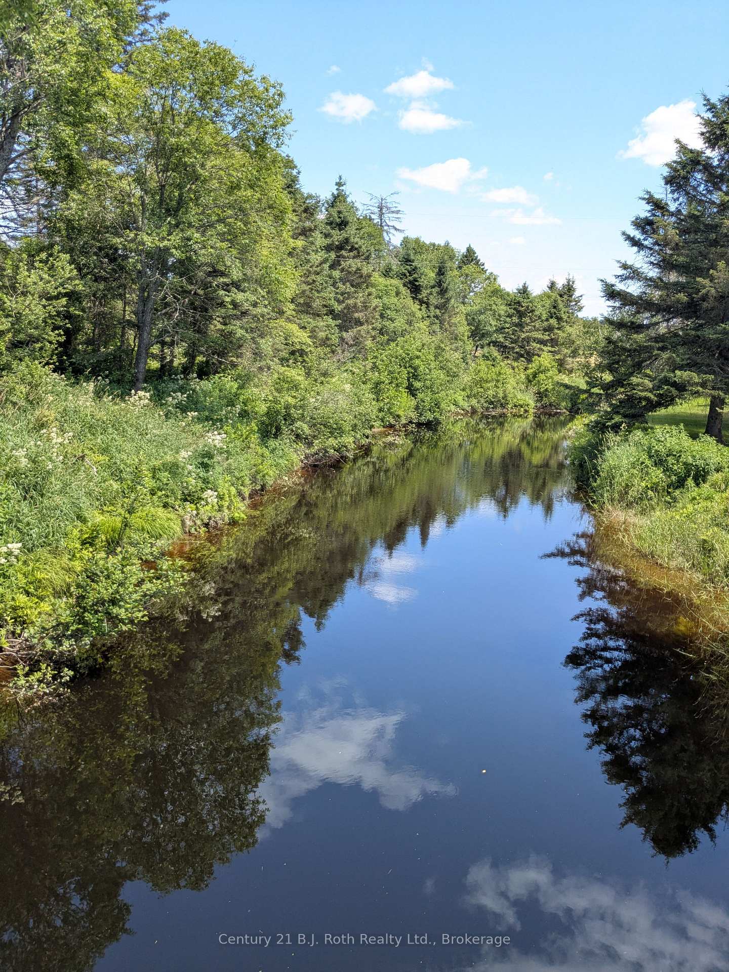 Photo 4 of 288 River Road, Magnetawan — HOMEH