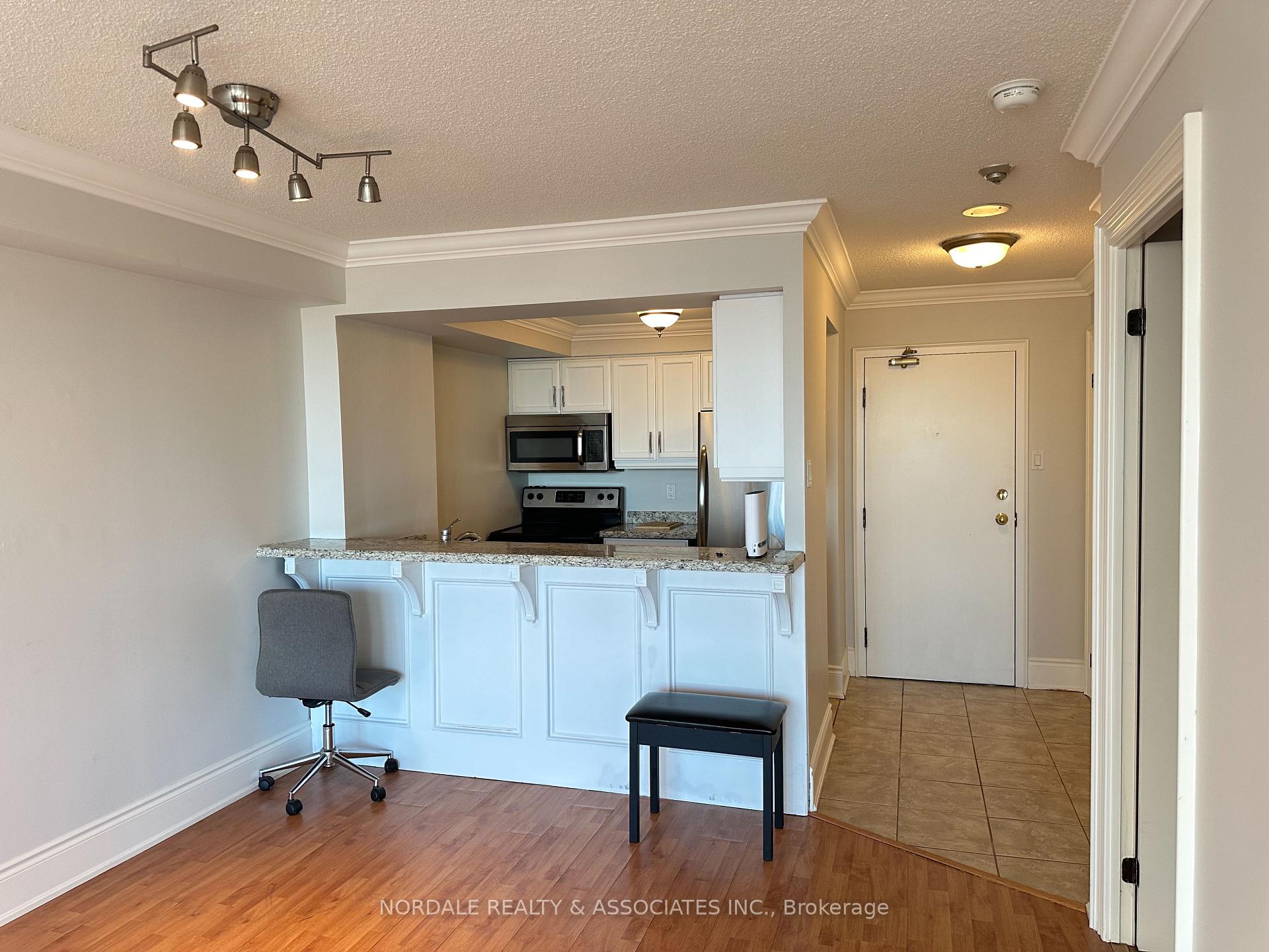 Photo 6 of Unit 708, 117 Gerrard Street E, Toronto, Church-Yonge Corridor — HOMEH