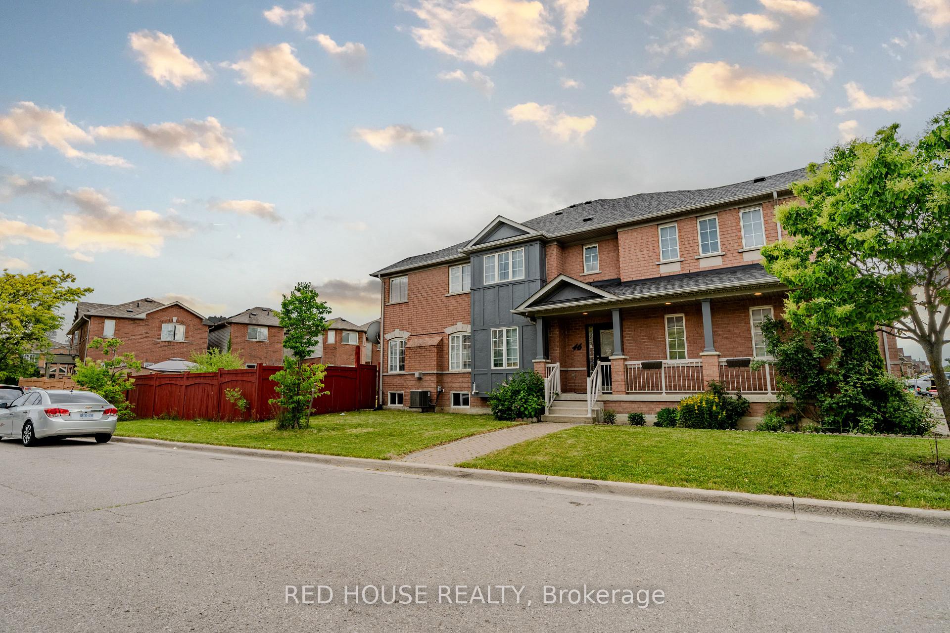 Photo 8 of 46 Passfield Trail, Brampton, Bram East — HOMEH