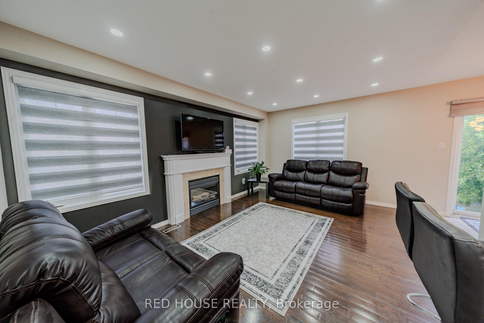 Photo 20 of 46 Passfield Trail, Brampton, Bram East — HOMEH
