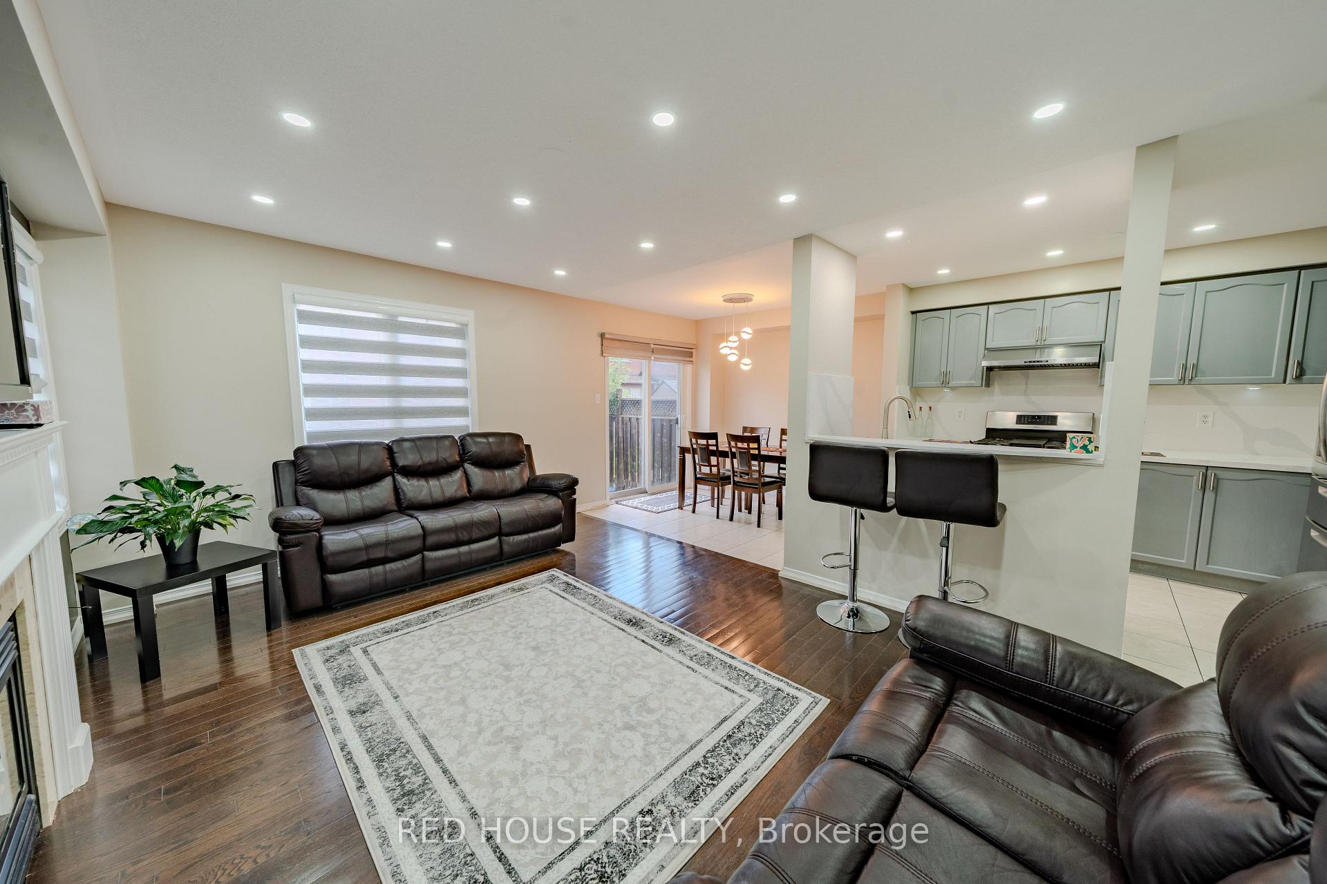 Photo 22 of 46 Passfield Trail, Brampton, Bram East — HOMEH