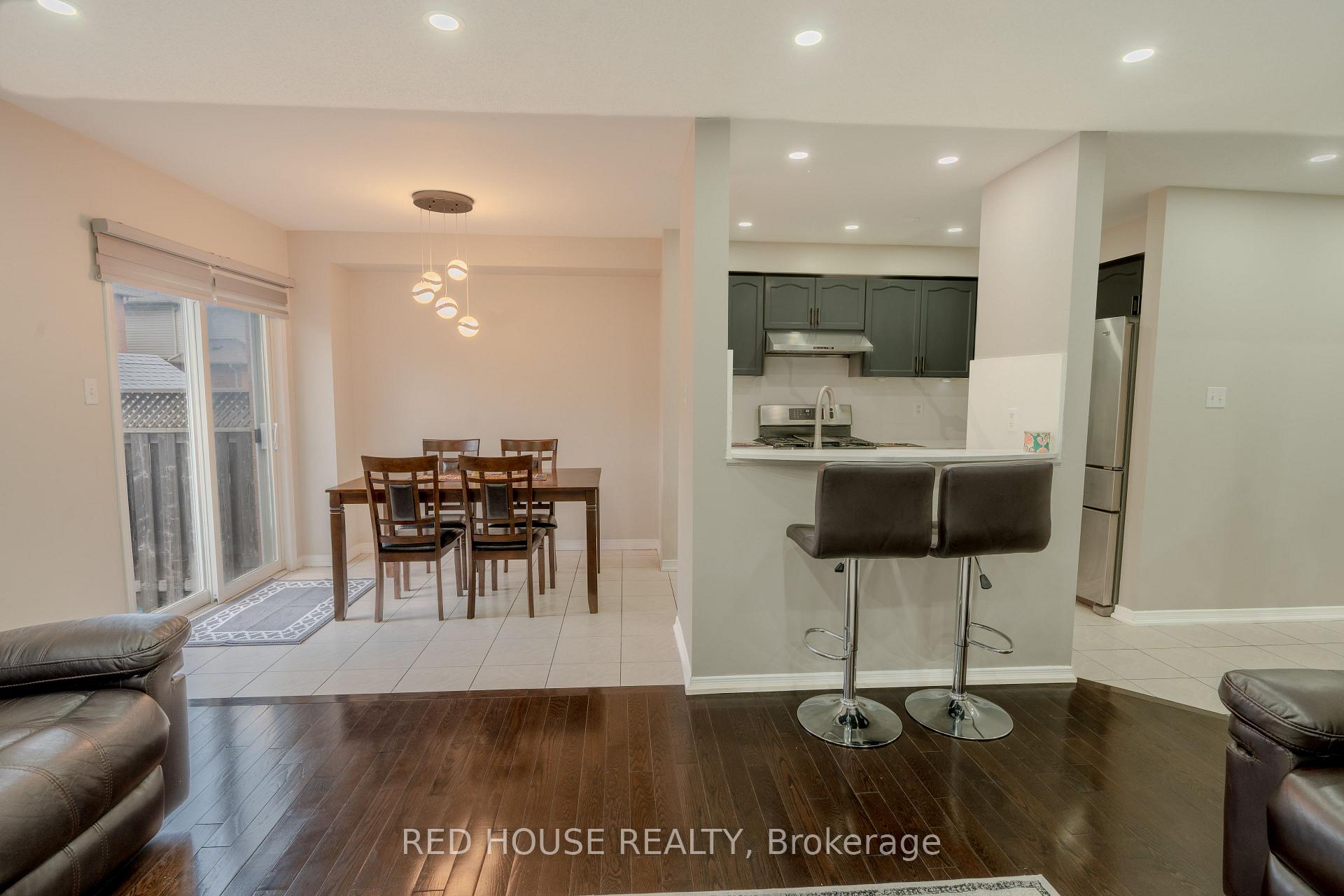 Photo 25 of 46 Passfield Trail, Brampton, Bram East — HOMEH