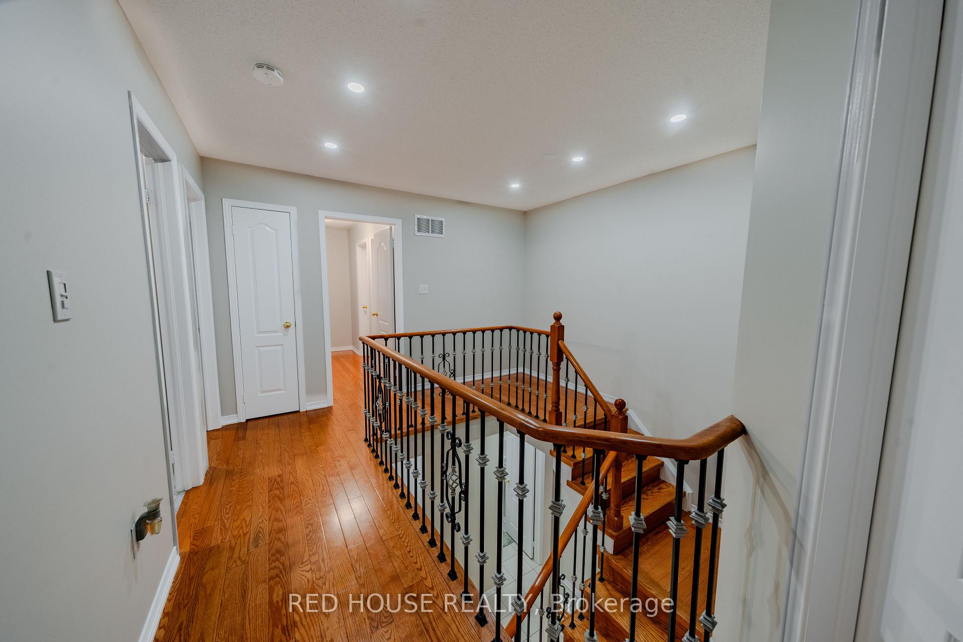Photo 38 of 46 Passfield Trail, Brampton, Bram East — HOMEH