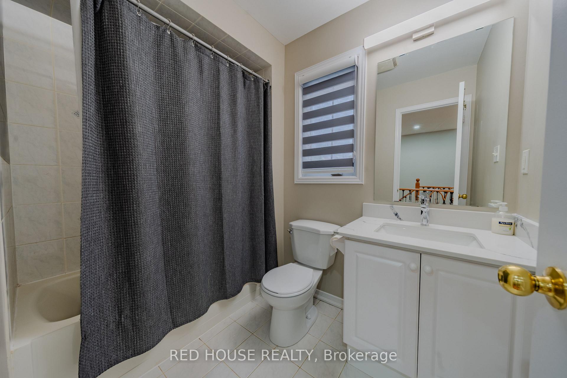 Photo 42 of 46 Passfield Trail, Brampton, Bram East — HOMEH