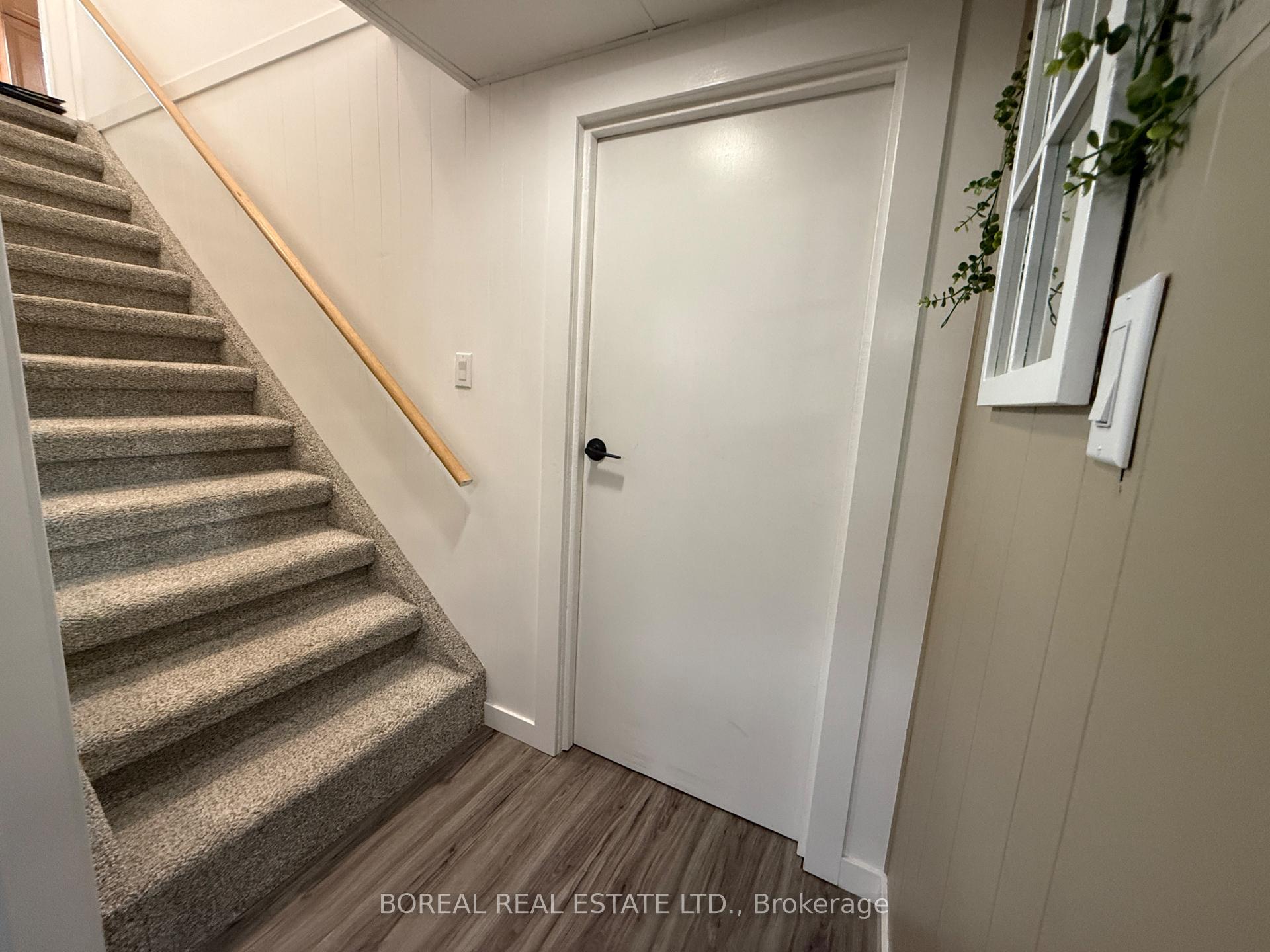 Photo 25 of 252 Fourteenth Avenue, Cochrane — HOMEH