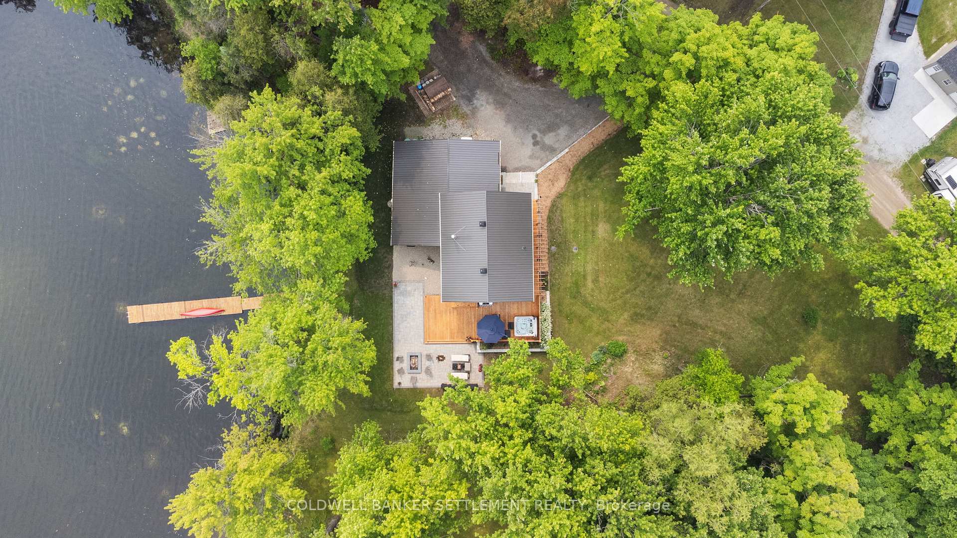 Photo 7 of 1021 Trillium Point Road, Central Frontenac, Frontenac Centre — HOMEH