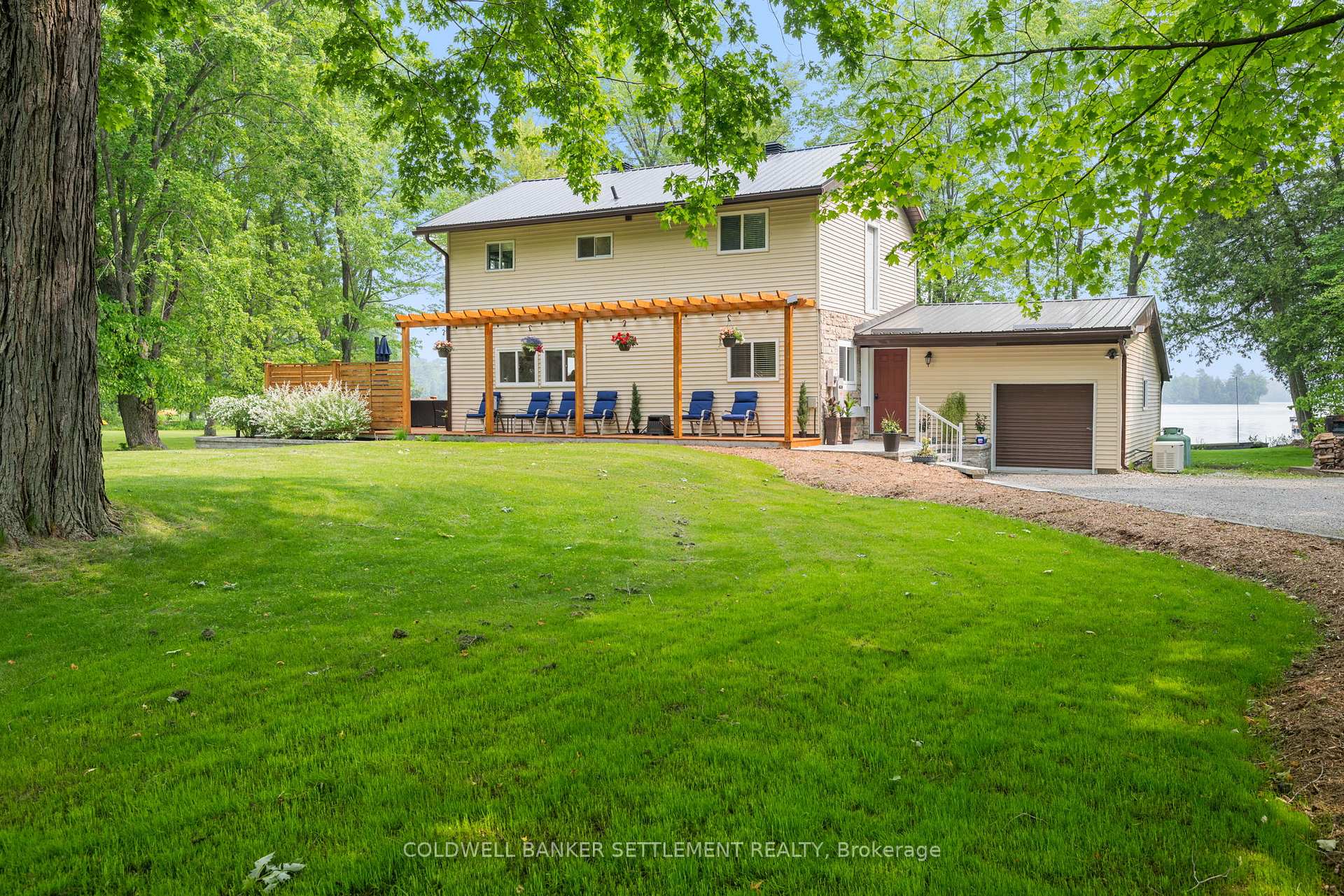 Photo 11 of 1021 Trillium Point Road, Central Frontenac, Frontenac Centre — HOMEH
