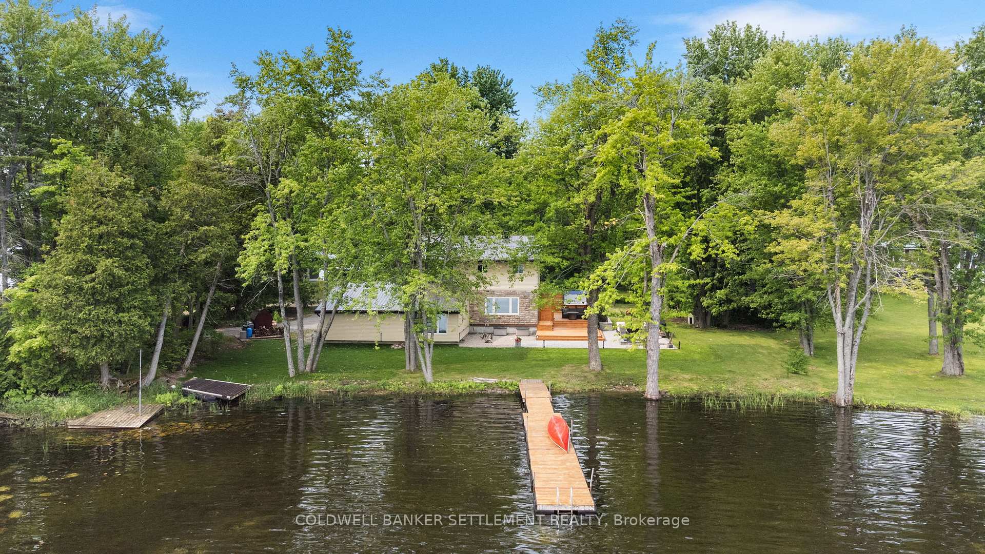 Photo 2 of 1021 Trillium Point Road, Central Frontenac, Frontenac Centre — HOMEH