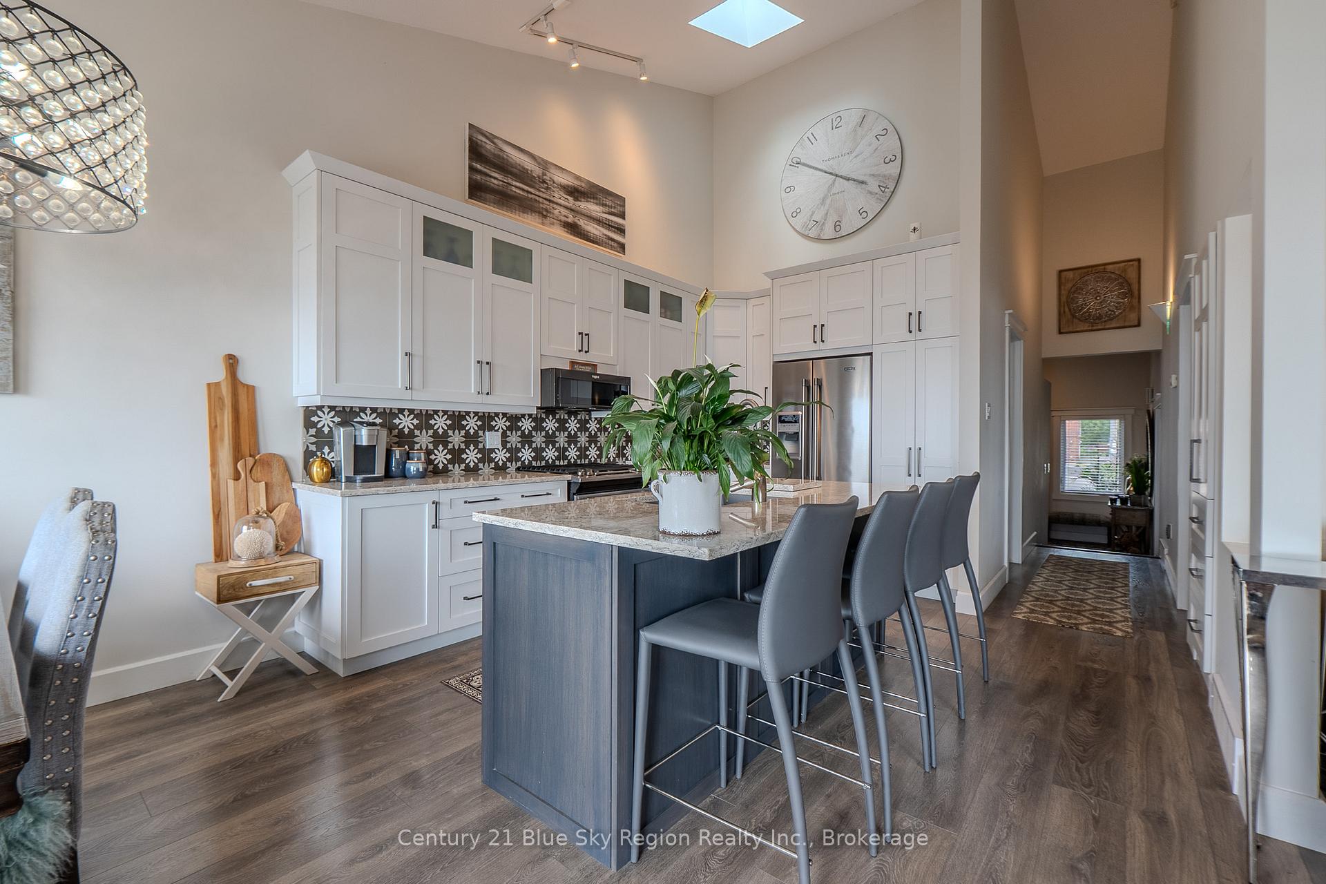 Photo 6 of 687 Main Street S, Callander — HOMEH