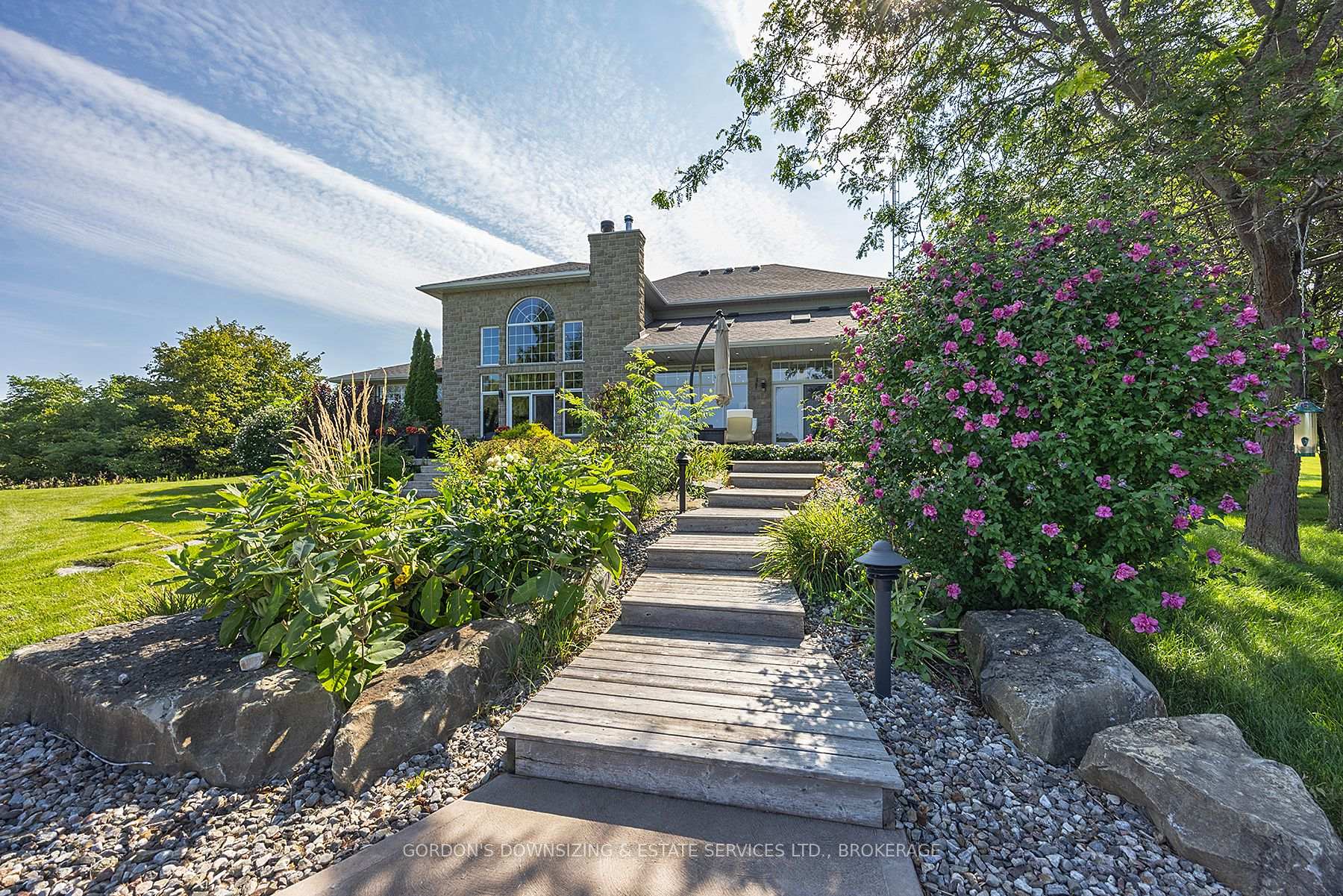 Photo 47 of 44 Howe Island Drive, Frontenac Islands, The Islands — HOMEH