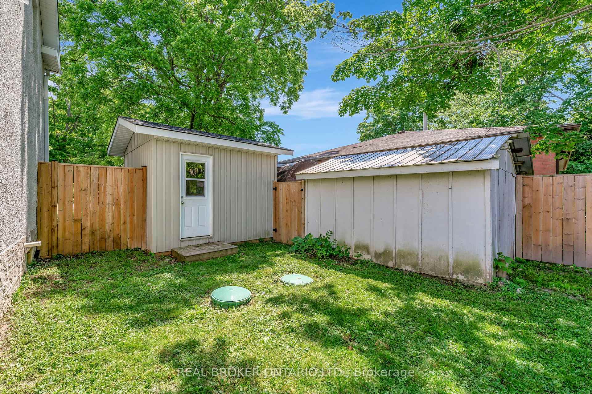 Photo 25 of 5 Maple Avenue N, Brant, Burford — HOMEH