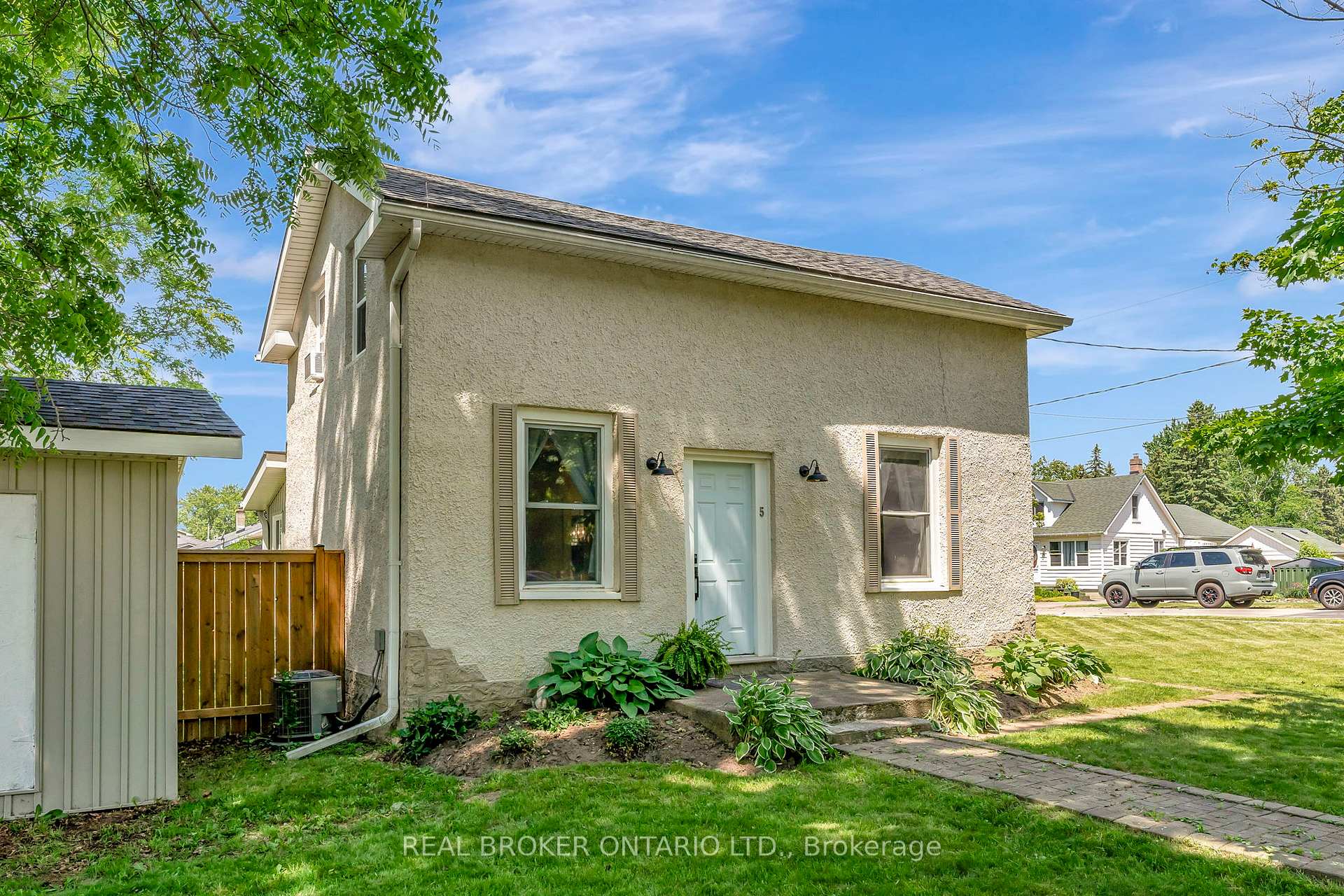Photo 26 of 5 Maple Avenue N, Brant, Burford — HOMEH