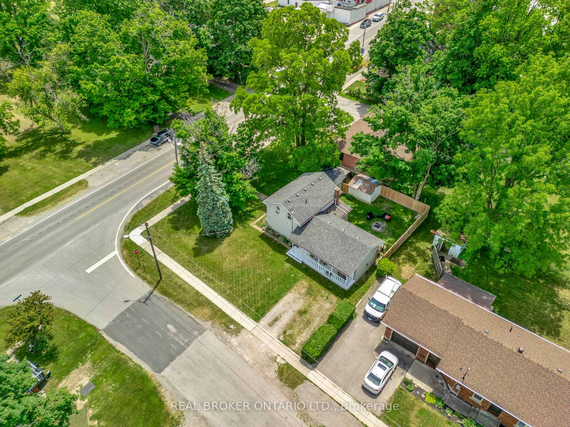 Photo 29 of 5 Maple Avenue N, Brant, Burford — HOMEH