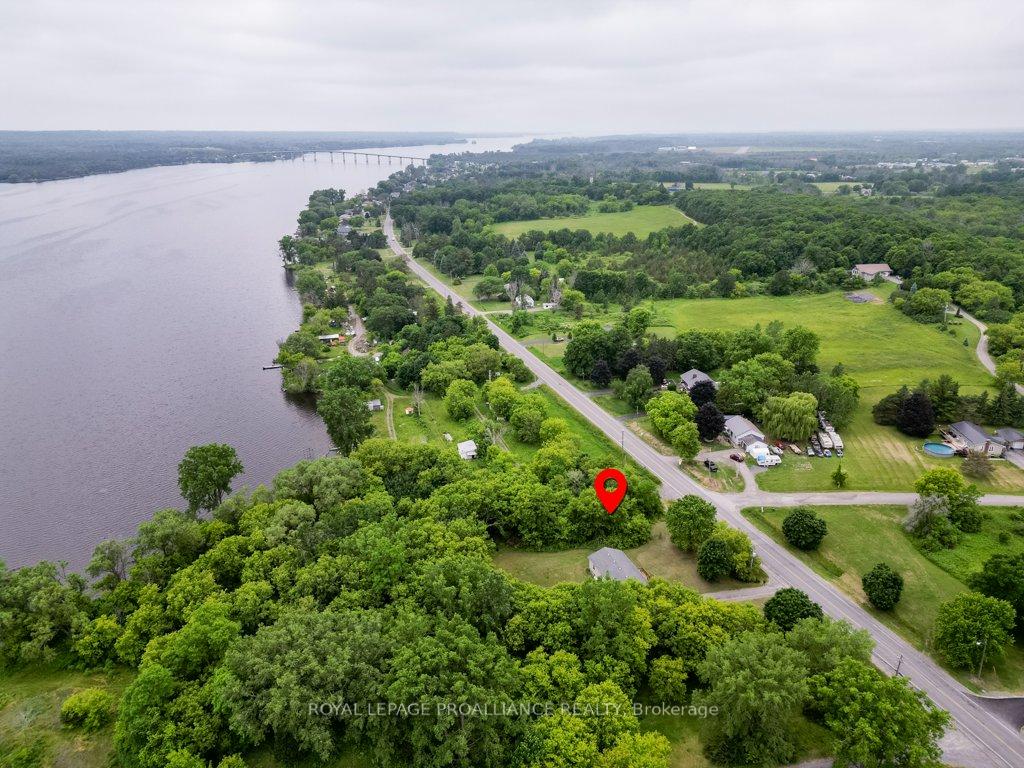 Photo 44 of 2 Main Street, Deseronto, Deseronto (Town) — HOMEH