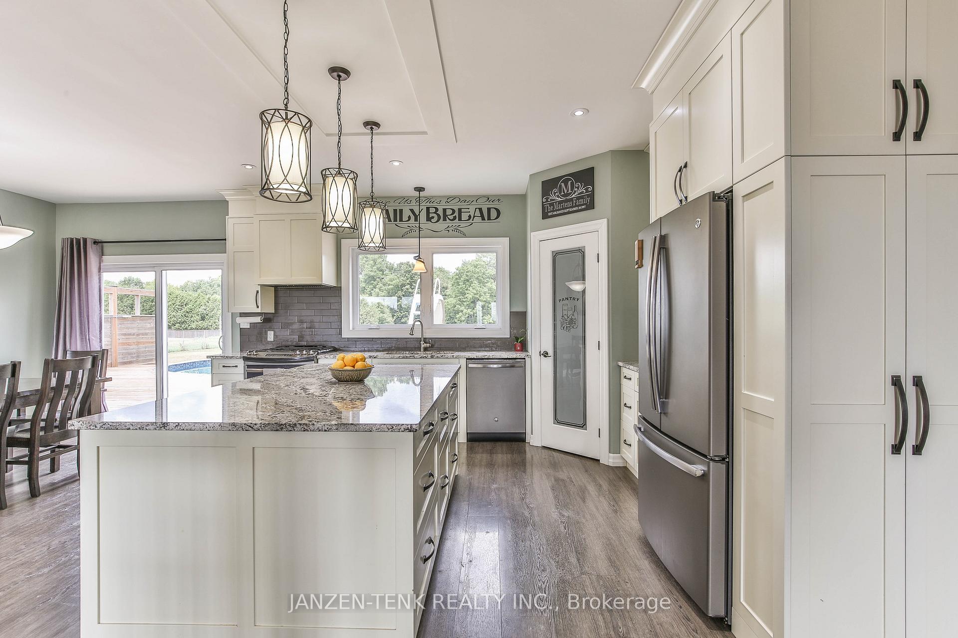 Photo 4 of 53532 Calton Line, Malahide, Calton — HOMEH