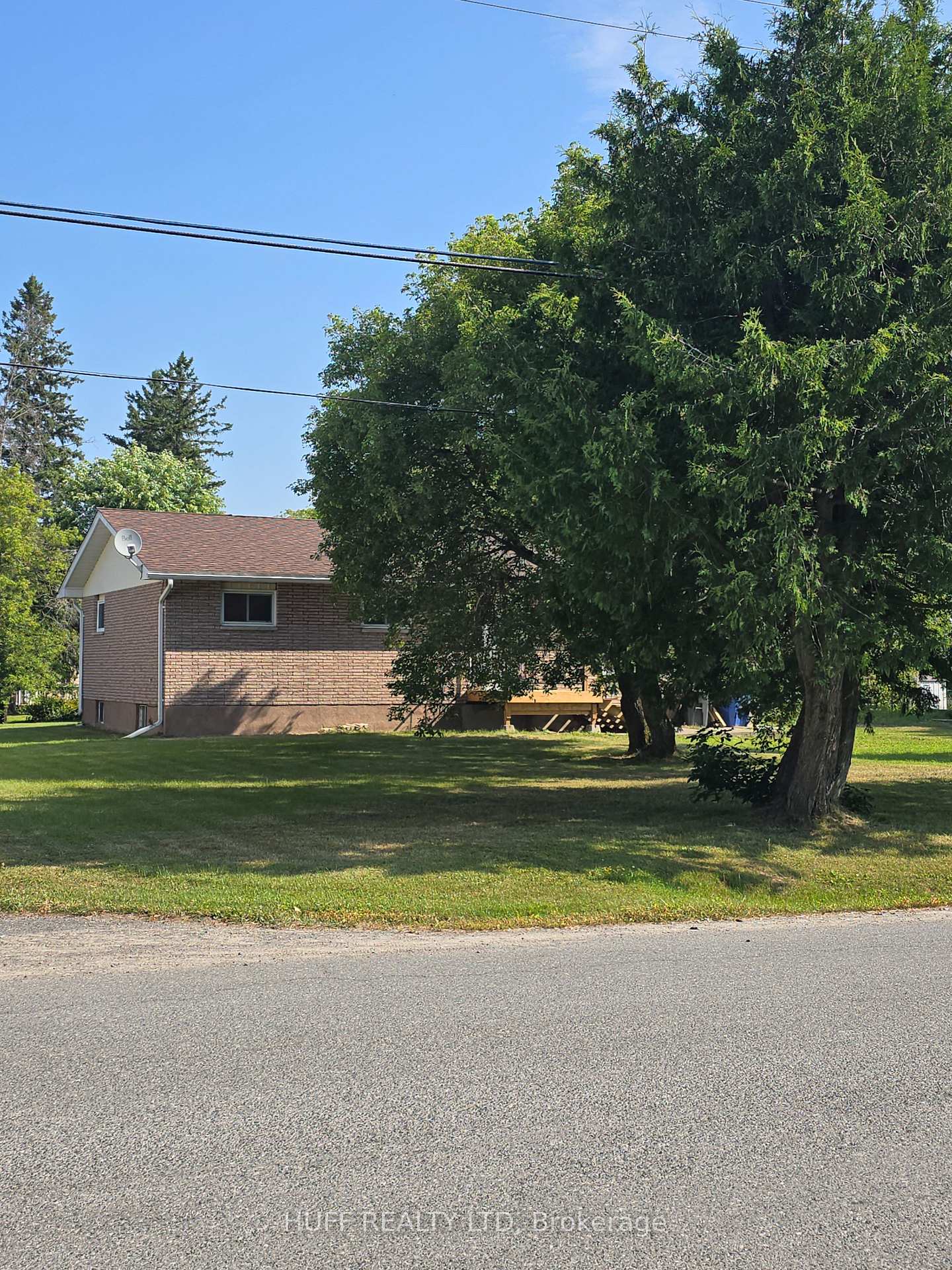 Photo 3 of 95 6th Avenue, Englehart, Central Timiskaming — HOMEH