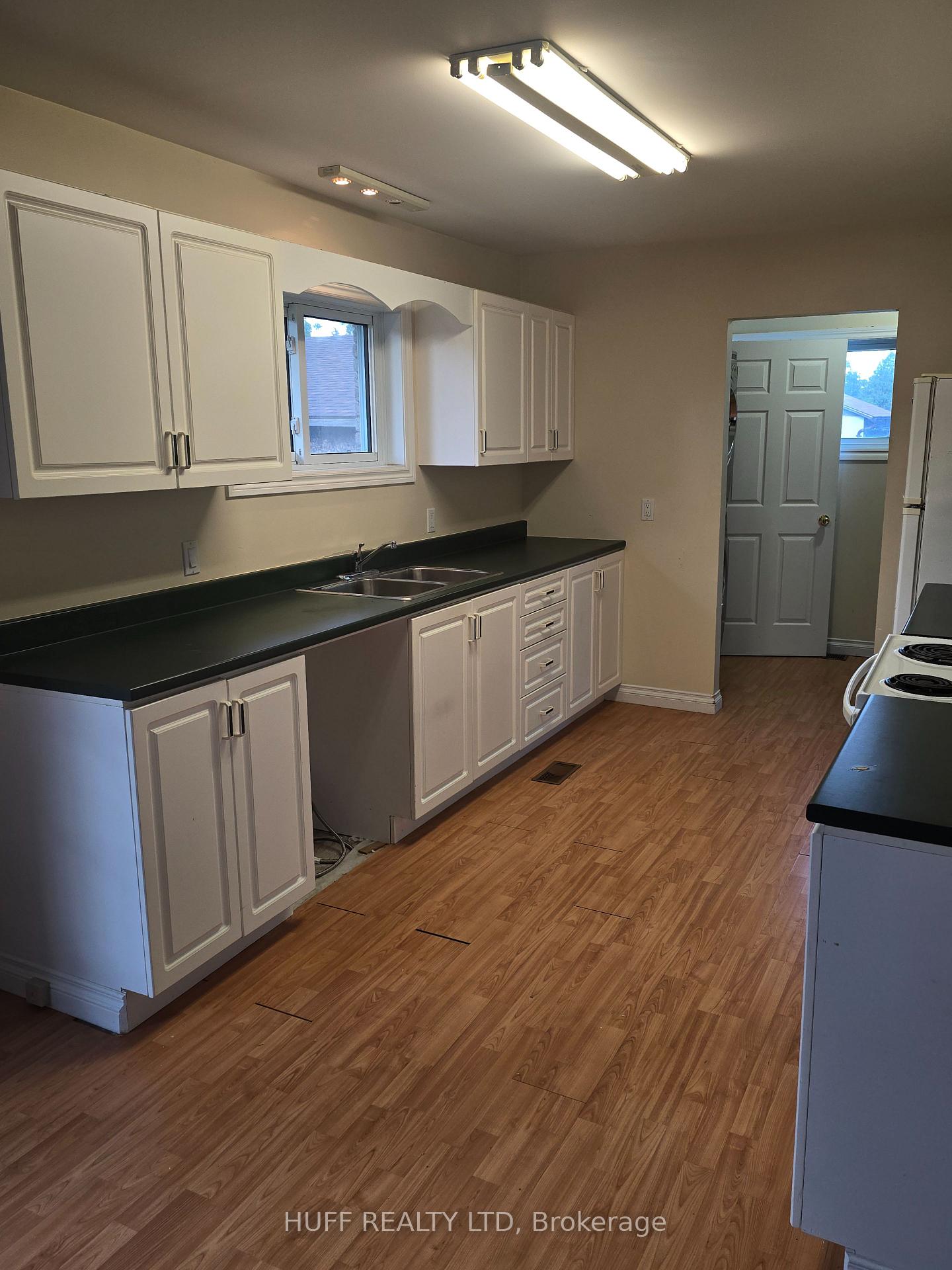 Photo 8 of 95 6th Avenue, Englehart, Central Timiskaming — HOMEH