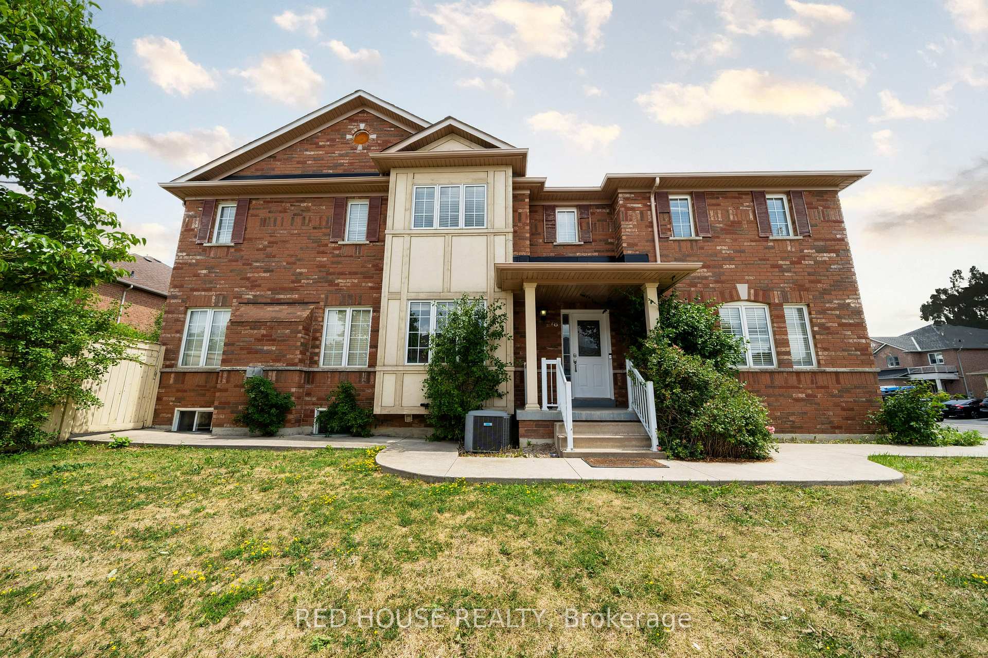 Front of 78 Passfield Trail