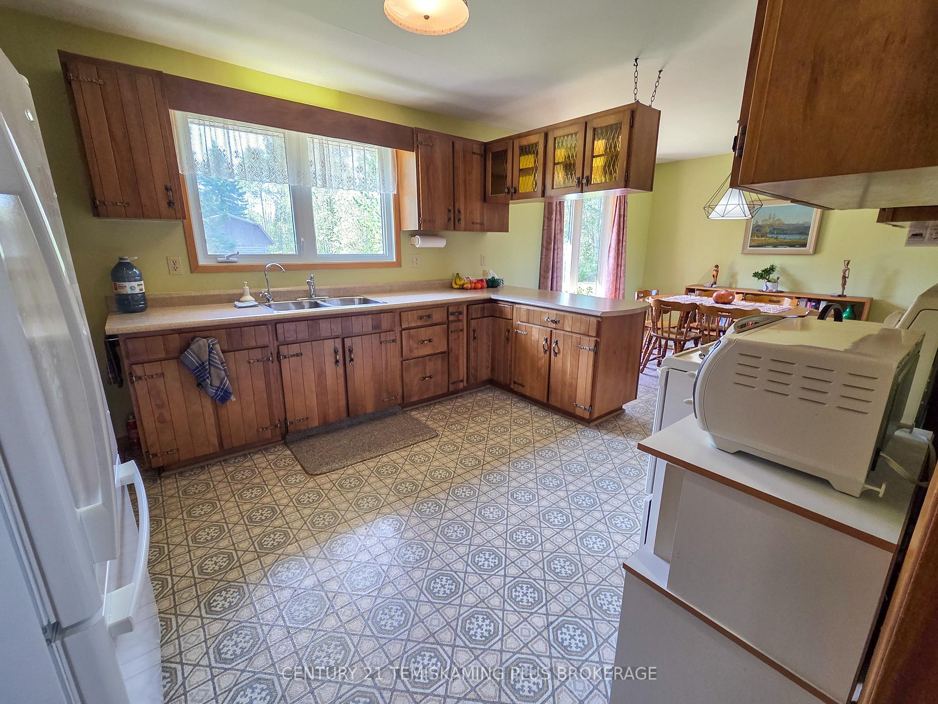 Photo 7 of 428120 Chamberlain 3 Road, Englehart, Central Timiskaming — HOMEH