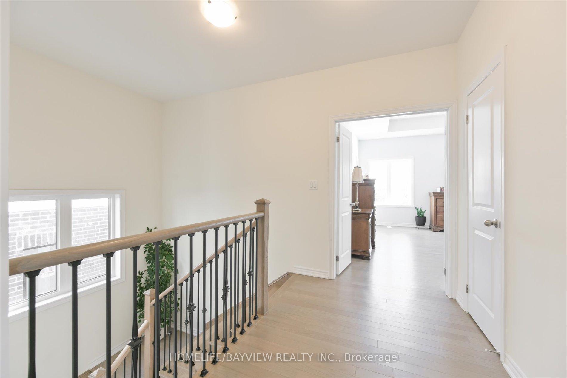 Photo 24 of 115 Halldorson Avenue, Aurora, Bayview Northeast — HOMEH