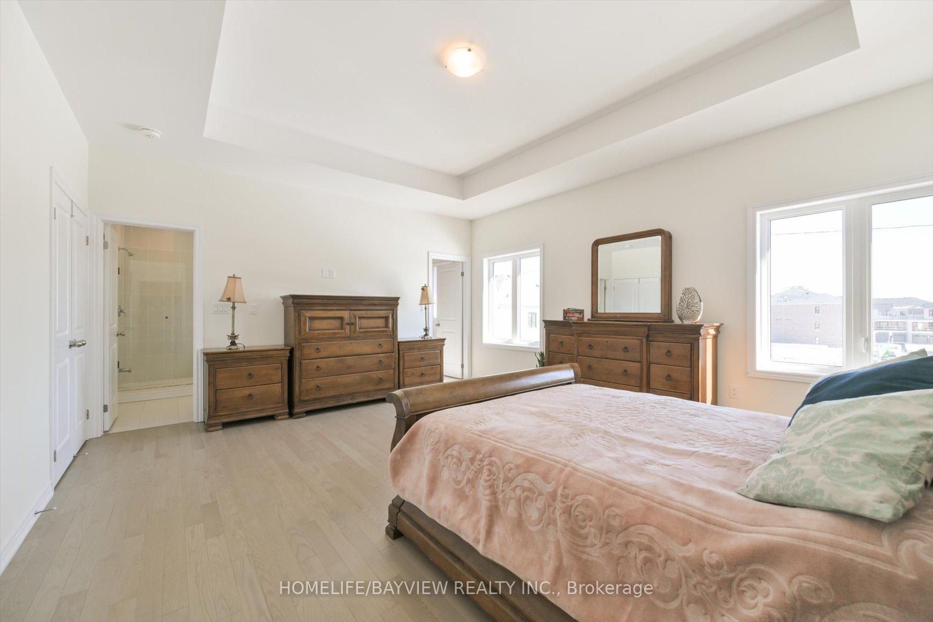 Photo 26 of 115 Halldorson Avenue, Aurora, Bayview Northeast — HOMEH