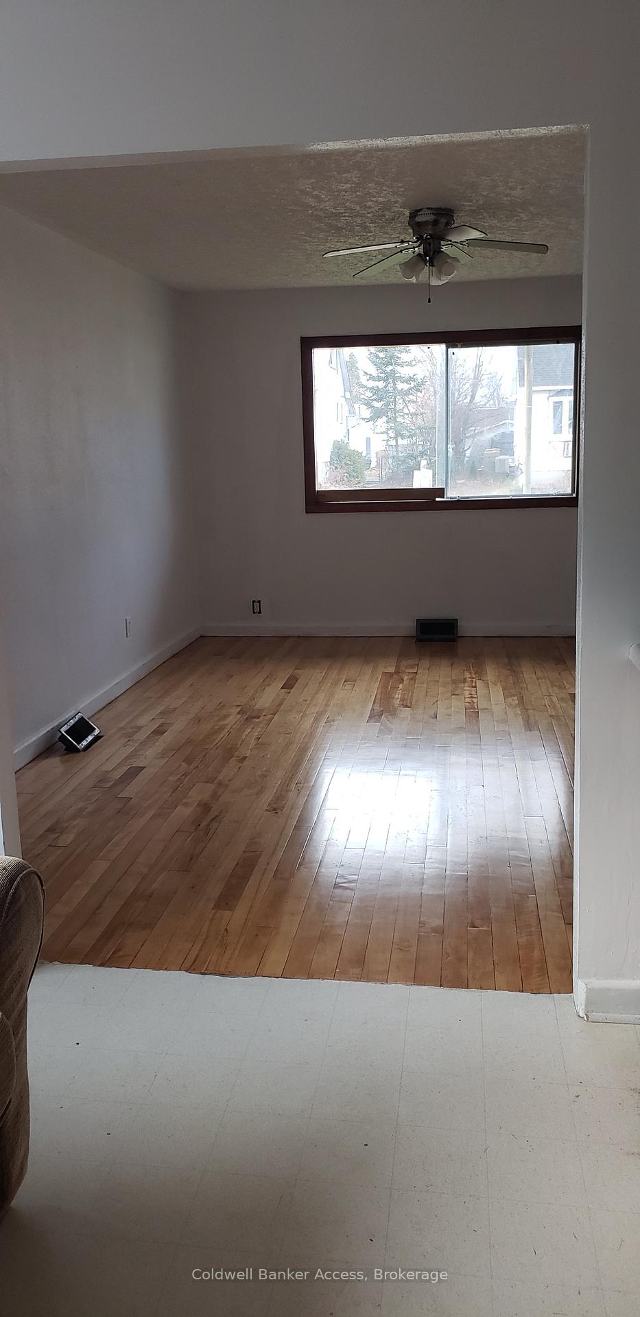 Photo 22 of 11 Laurentian Street, Deep River — HOMEH