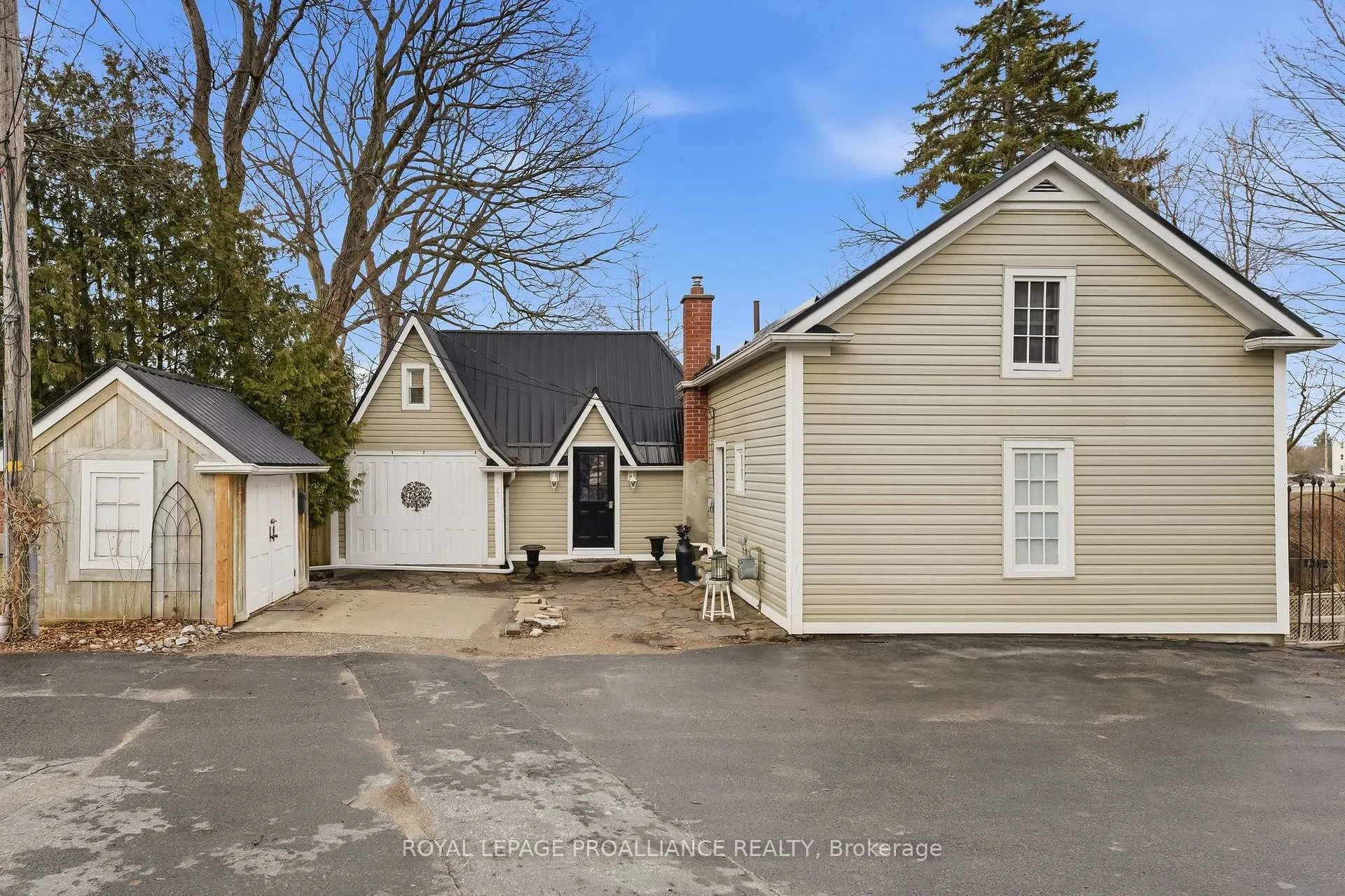 Photo 1 of 193 Henry Street, Quinte West, Trenton Ward — HOMEH