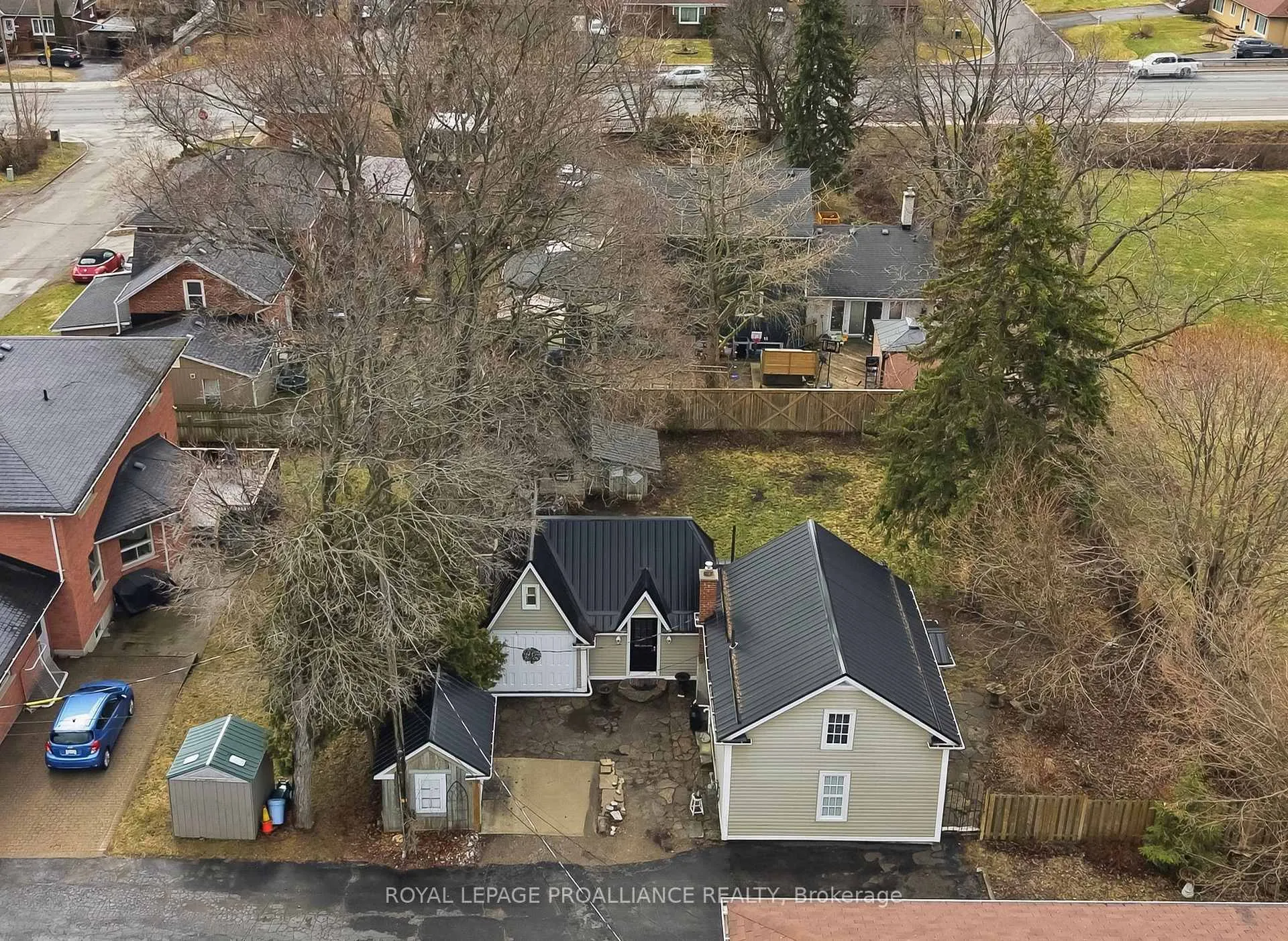 Photo 5 of 193 Henry Street, Quinte West, Trenton Ward — HOMEH