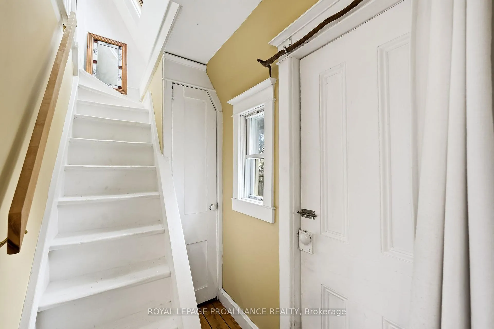 Photo 24 of 193 Henry Street, Quinte West, Trenton Ward — HOMEH