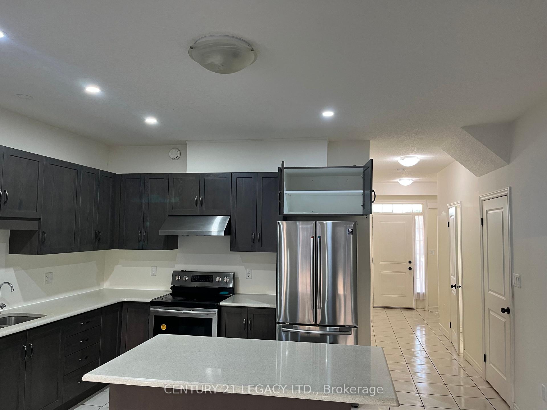 Photo 6 of Unit 16, 9 Amos Drive, Guelph, Kortright East — HOMEH
