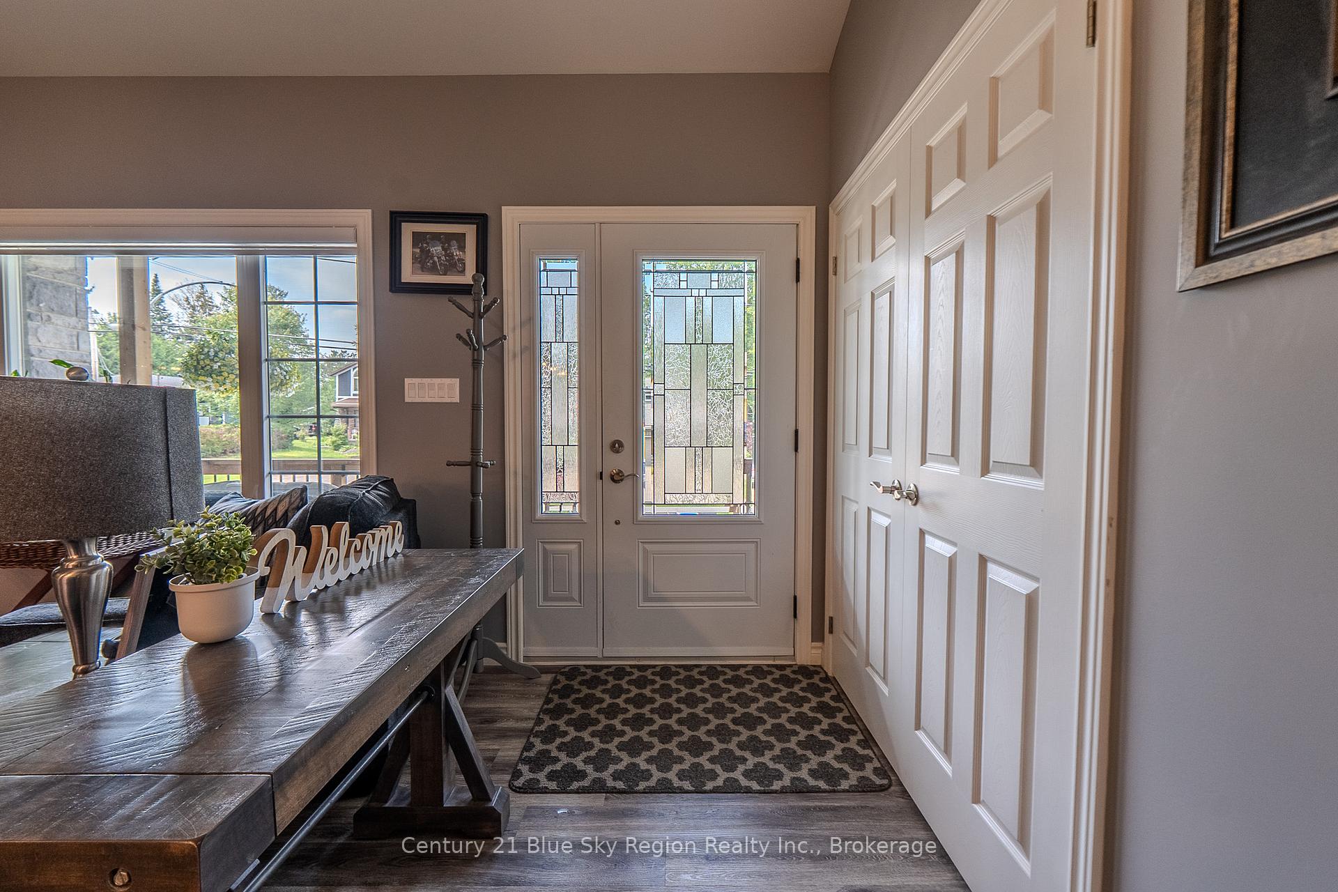 Photo 6 of 390 King Street, Callander — HOMEH