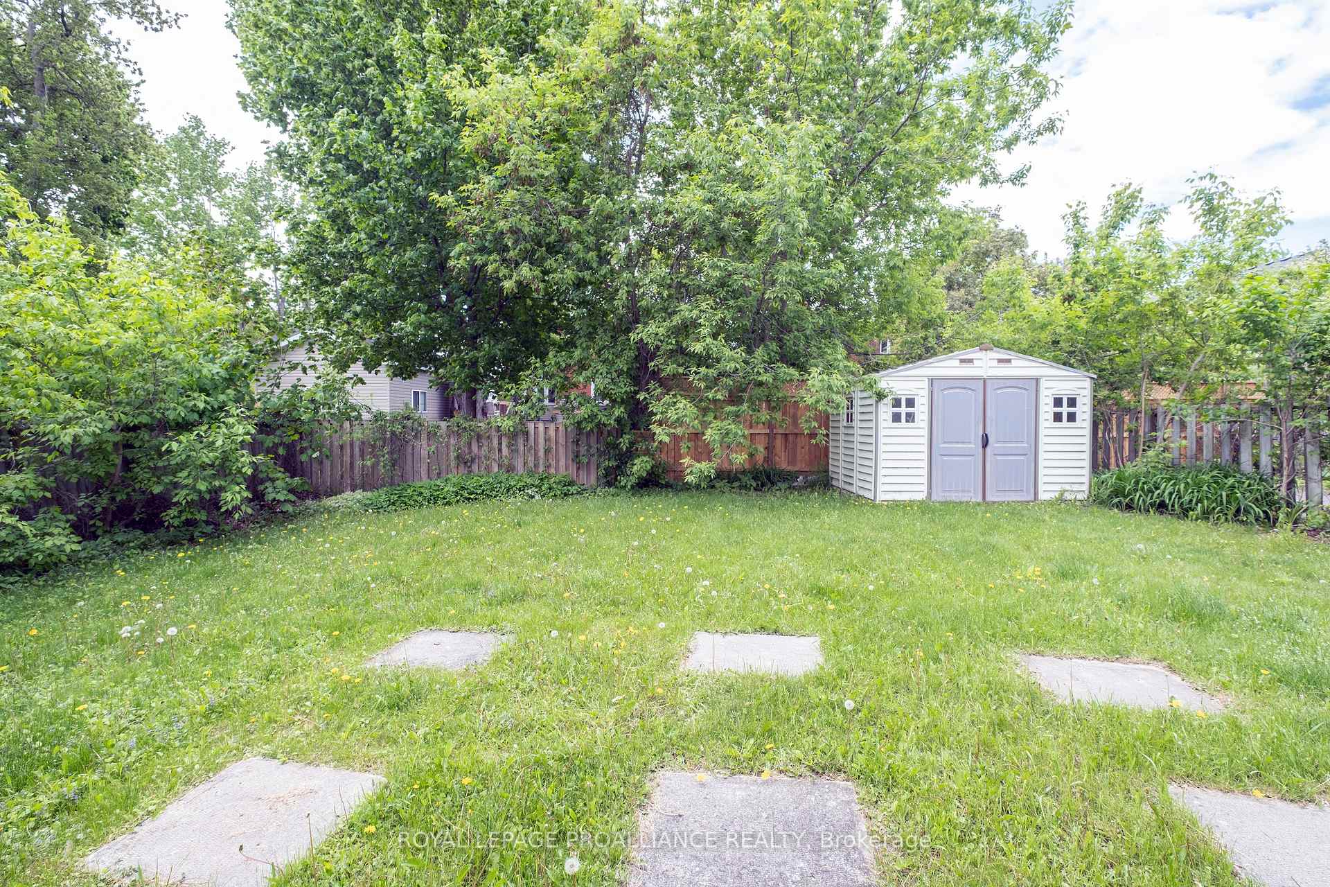 Photo 30 of 146 Albert Street, Belleville, Belleville Ward — HOMEH