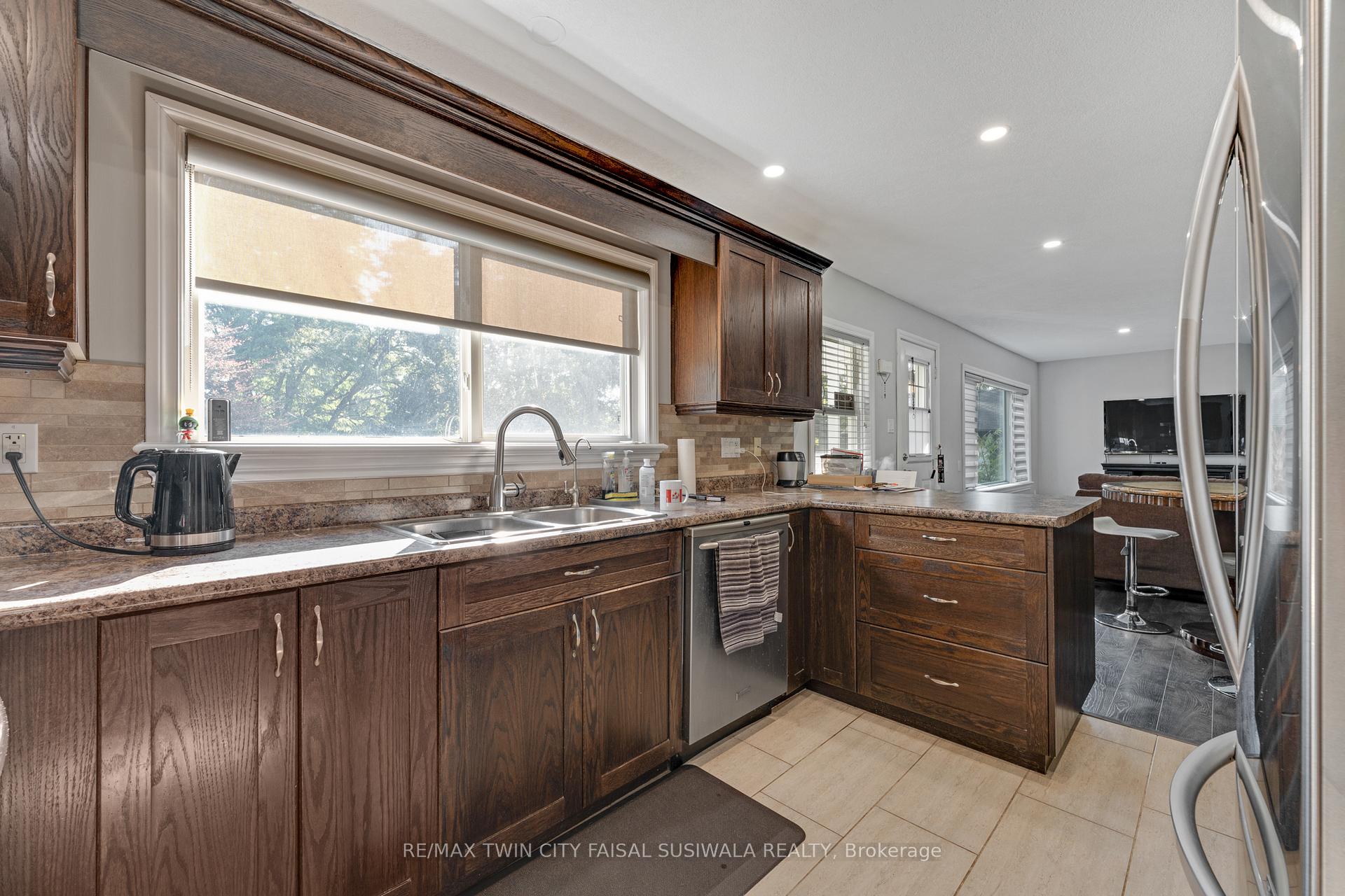 Photo 17 of 196 West River Road, Cambridge — HOMEH