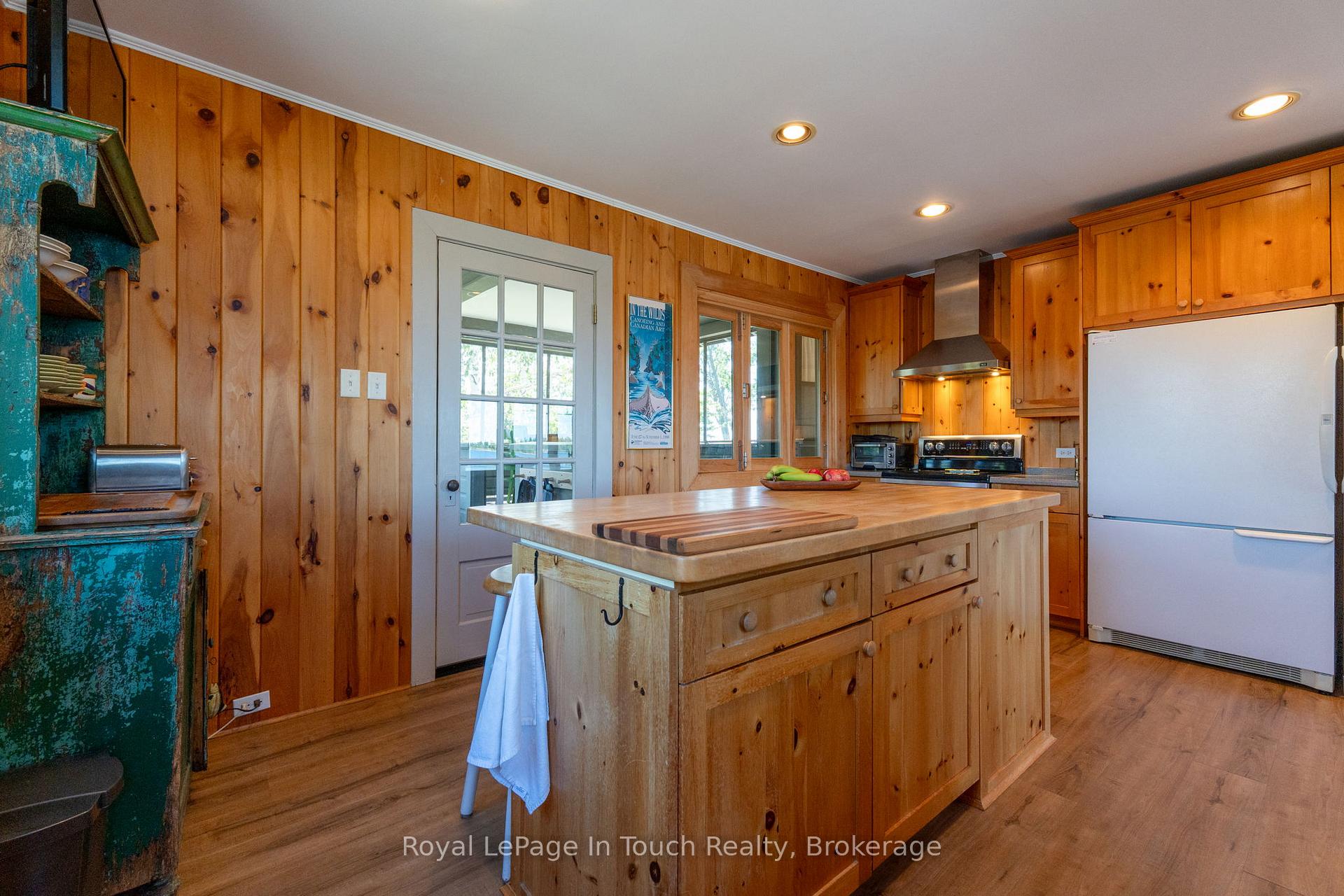 Photo 18 of 1 B181 Iona Island, The Archipelago, Archipelago South — HOMEH