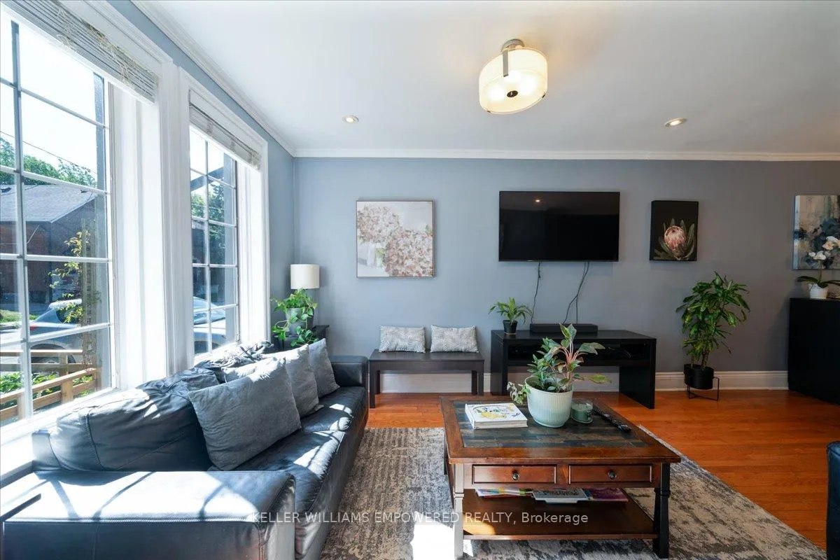 Photo 3 of 638 Winona Drive, Toronto, Oakwood Village — HOMEH