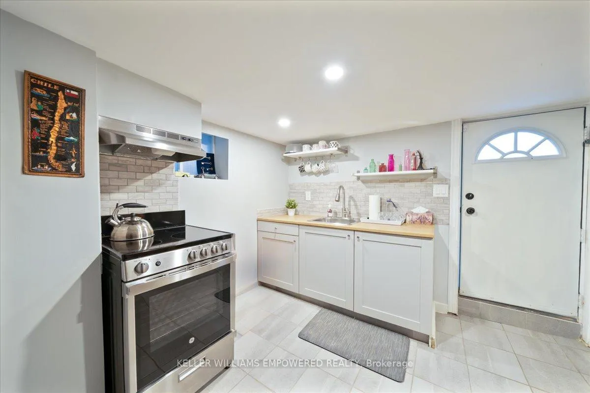 Photo 30 of 638 Winona Drive, Toronto, Oakwood Village — HOMEH