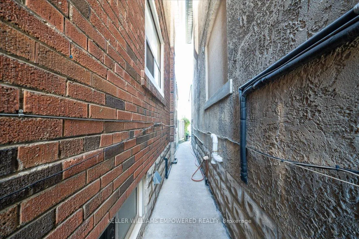 Photo 40 of 638 Winona Drive, Toronto, Oakwood Village — HOMEH