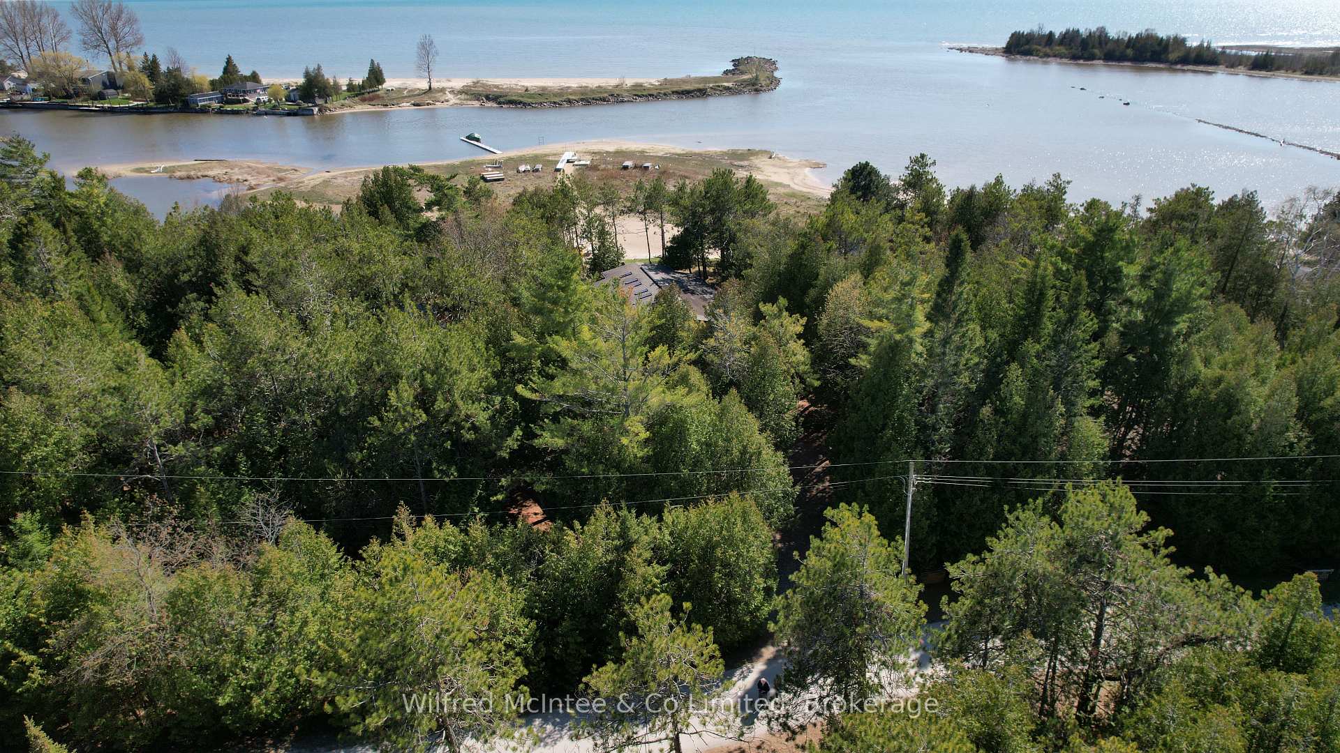Photo 19 of 278 Ogimah Road W, Native Leased Lands — HOMEH