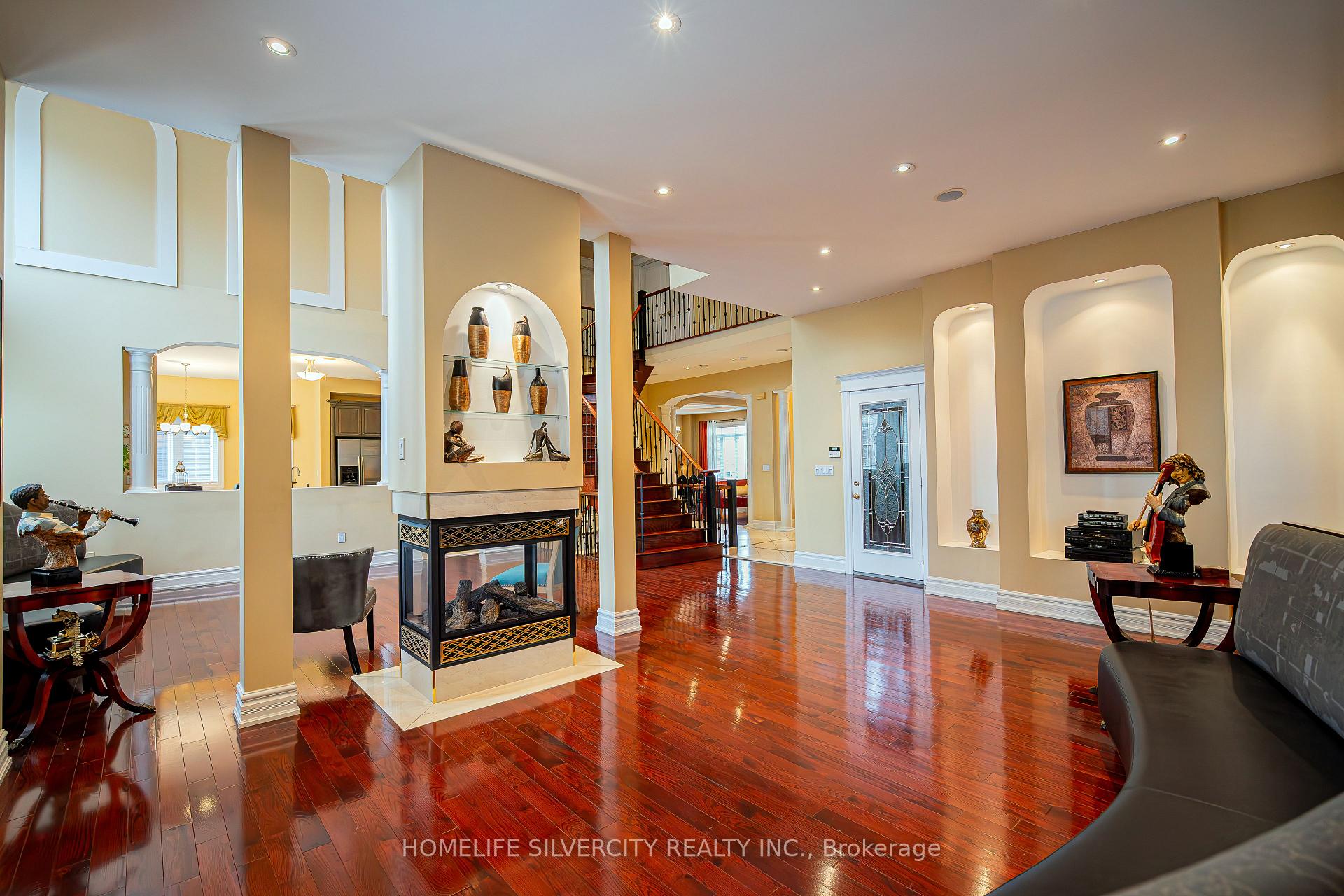 Photo 24 of 26 Jacob Brill Crescent, Brampton, Bram West — HOMEH