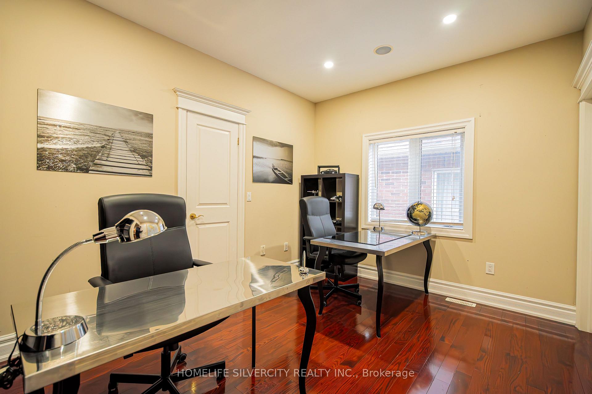 Photo 12 of 26 Jacob Brill Crescent, Brampton, Bram West — HOMEH