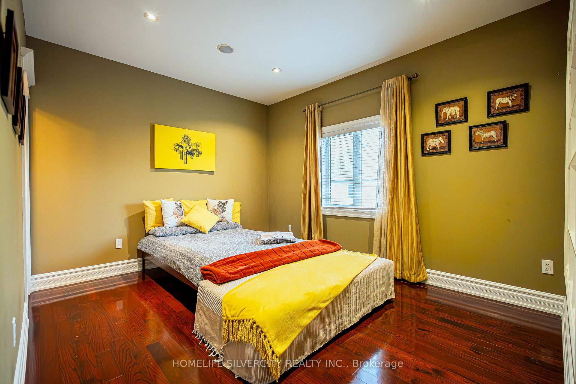 Photo 22 of 26 Jacob Brill Crescent, Brampton, Bram West — HOMEH